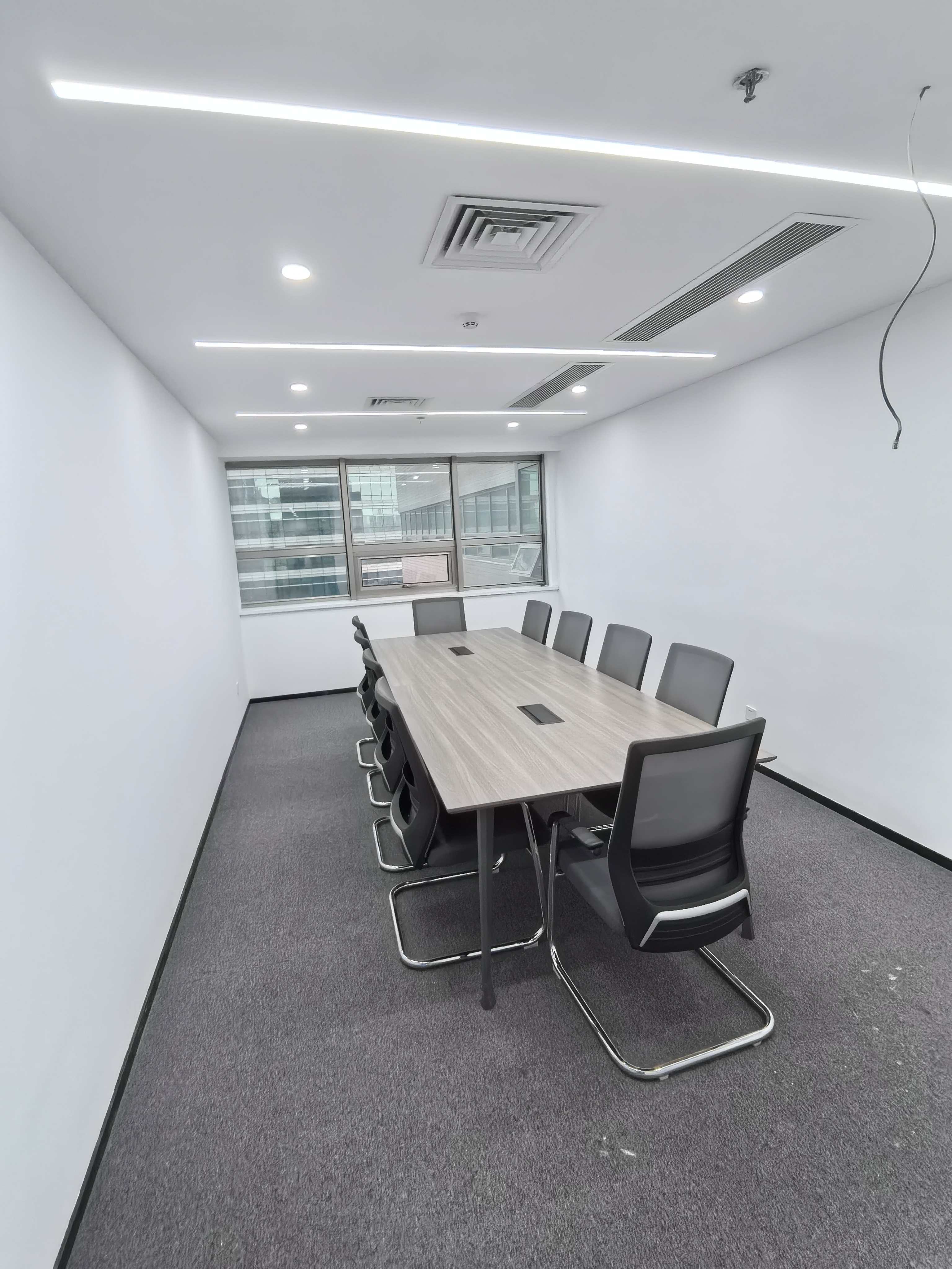 中山公园兆丰广场101平米写字楼出租