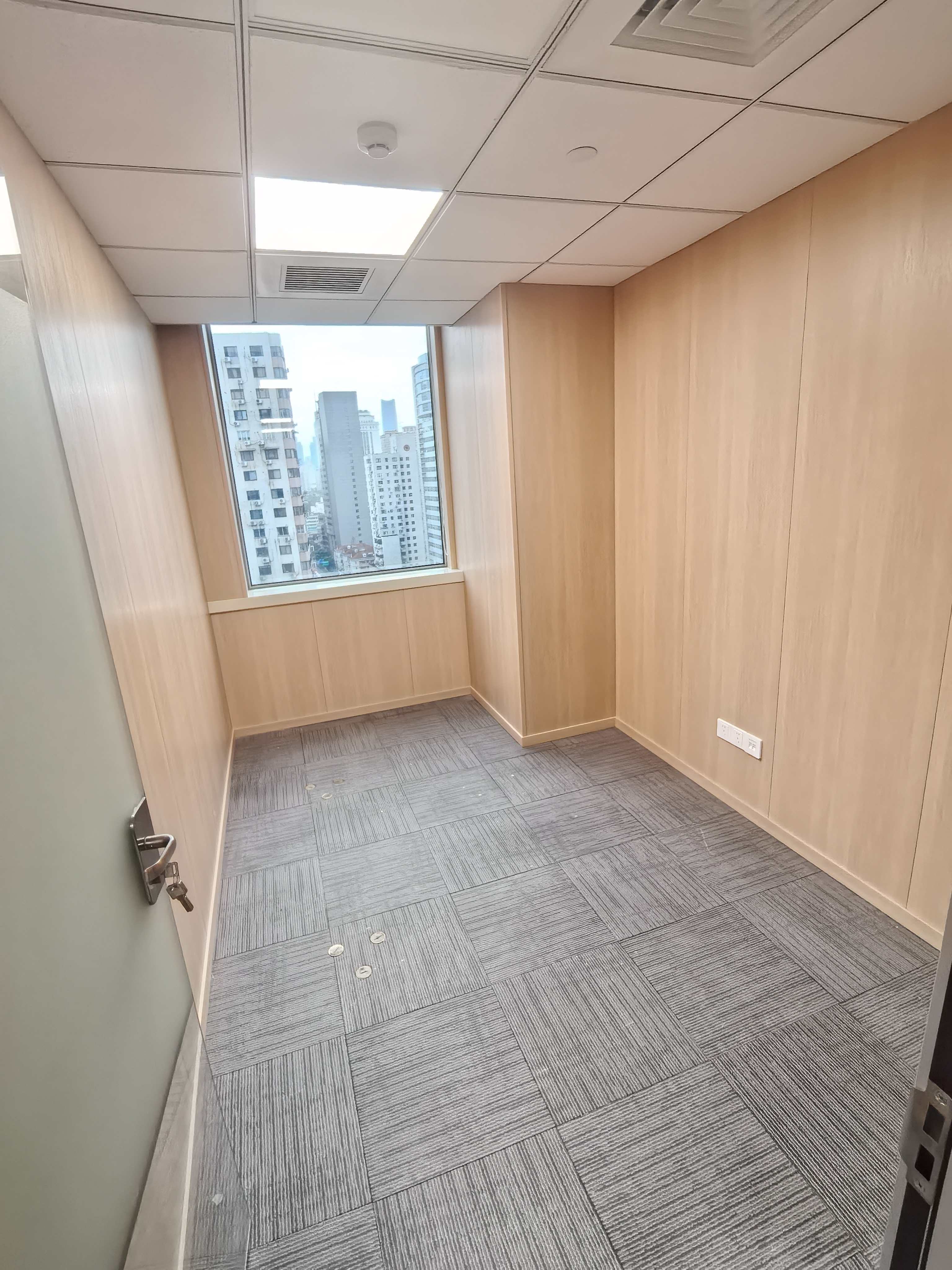 镇宁路兆丰世贸大厦80平米写字楼出租