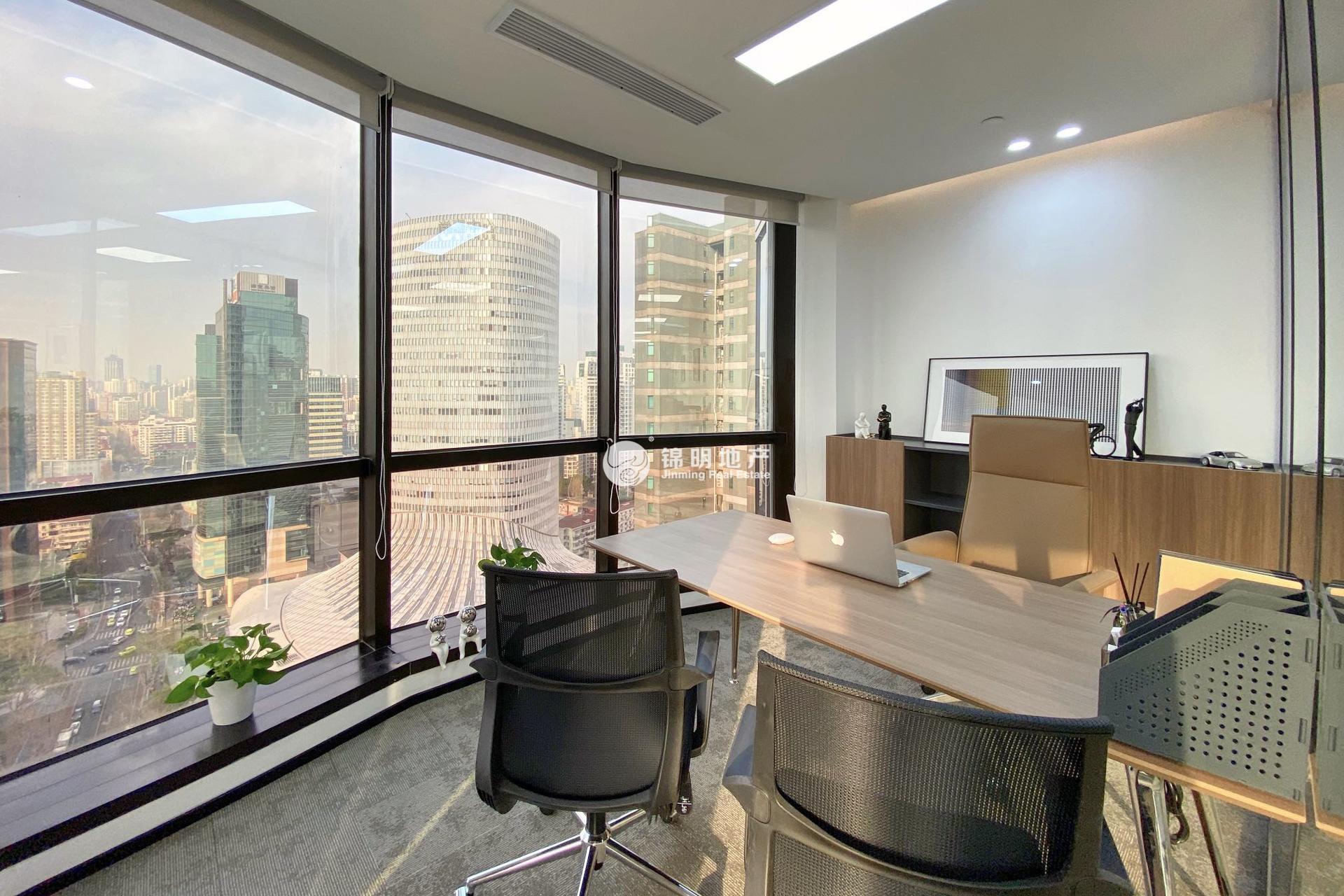 天山协泰中心190平米写字楼出租