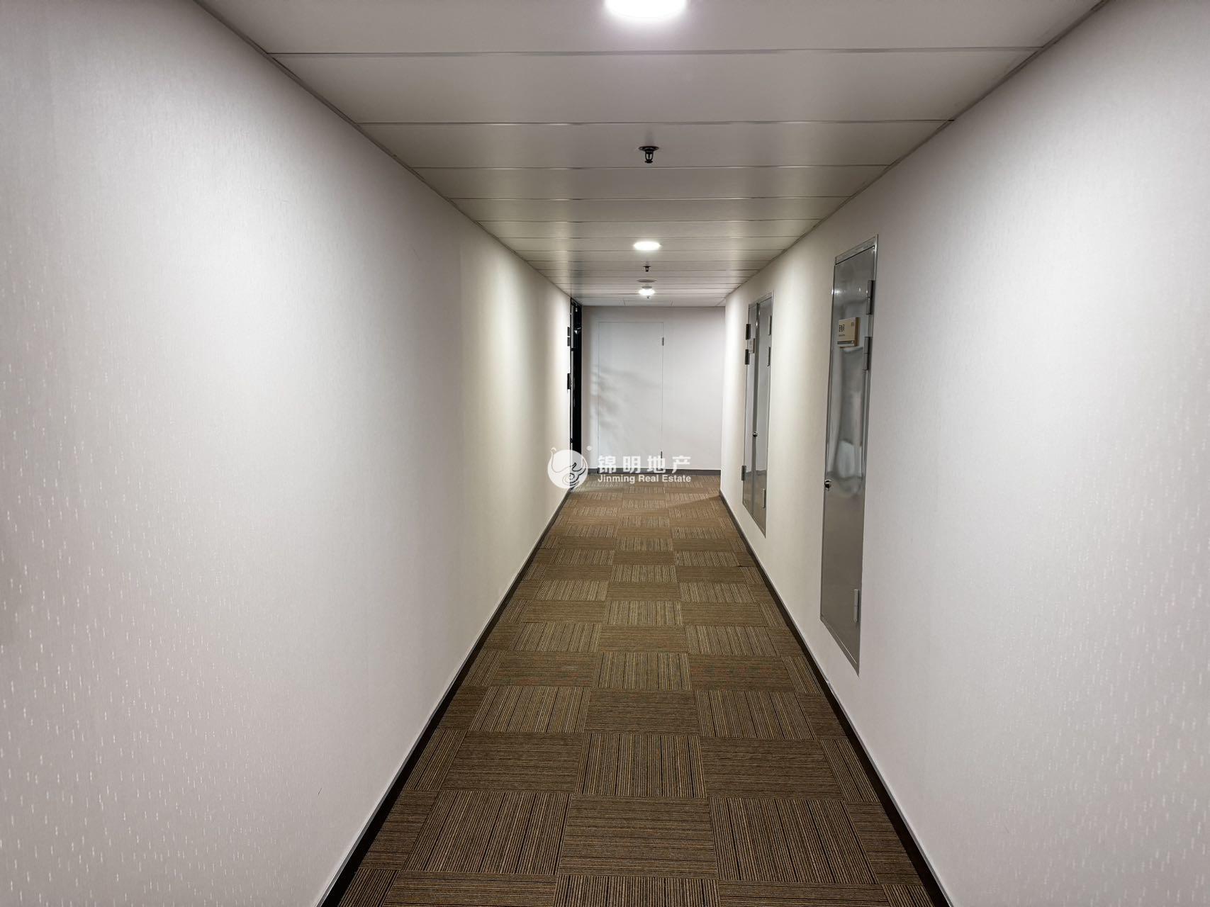 天山协泰中心146平米写字楼出租