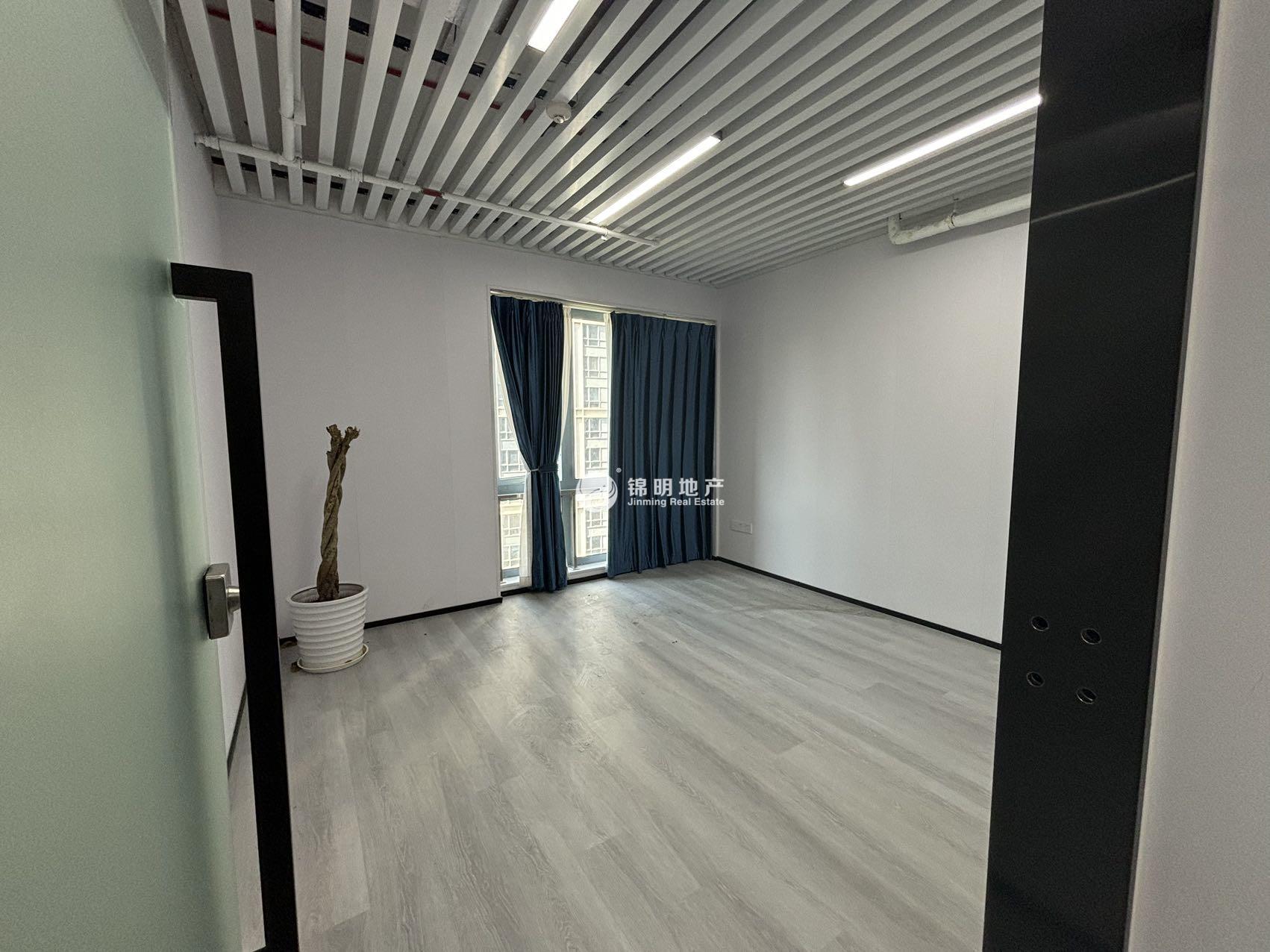 长风国盛中心230平米写字楼出租