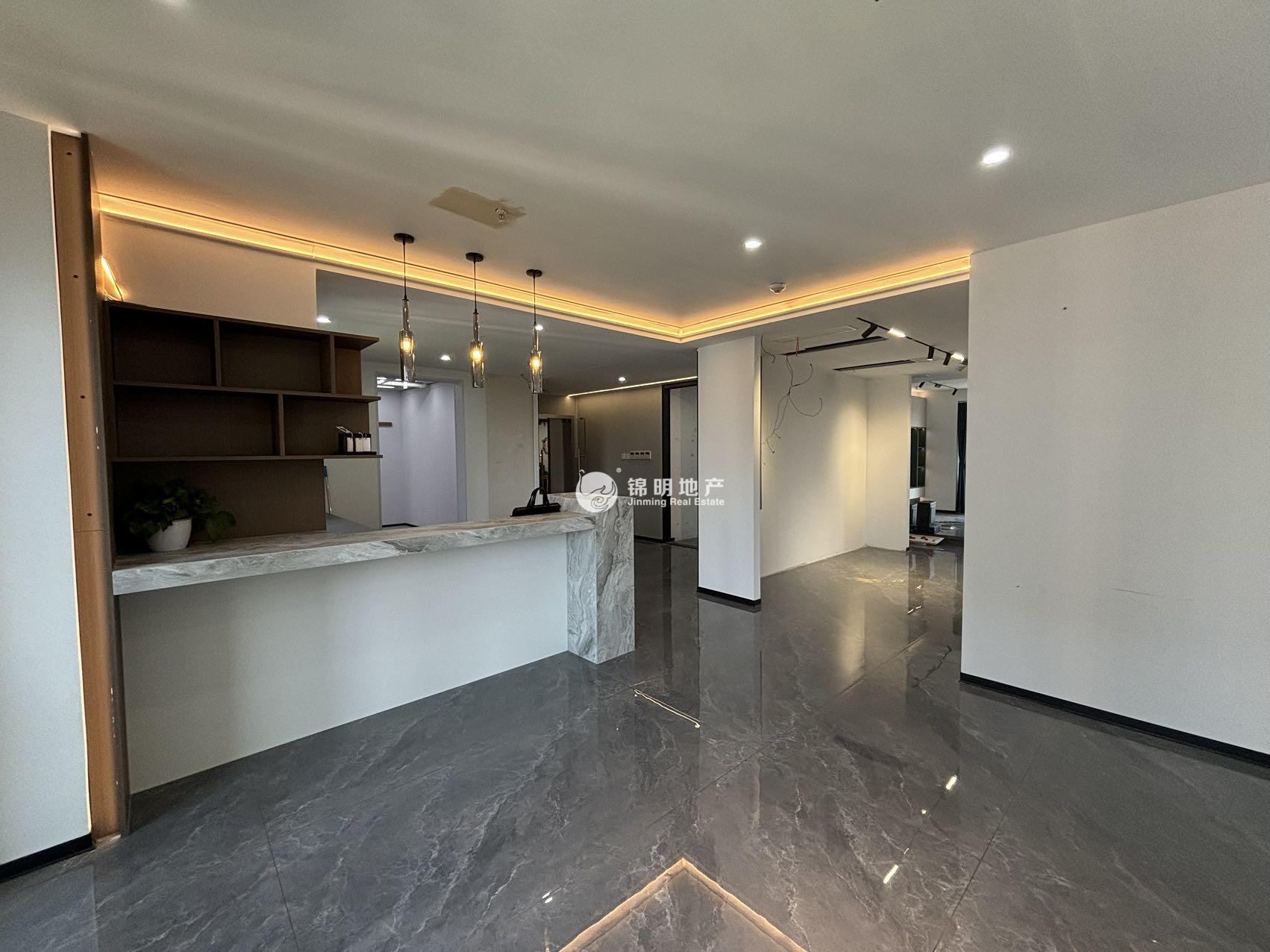 长风国盛中心253平米写字楼出租