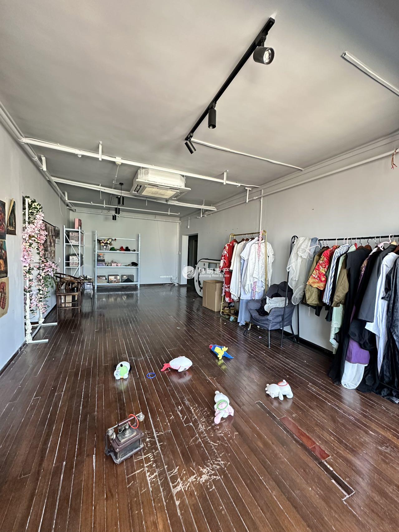 中山公园中西大厦160平米写字楼出租