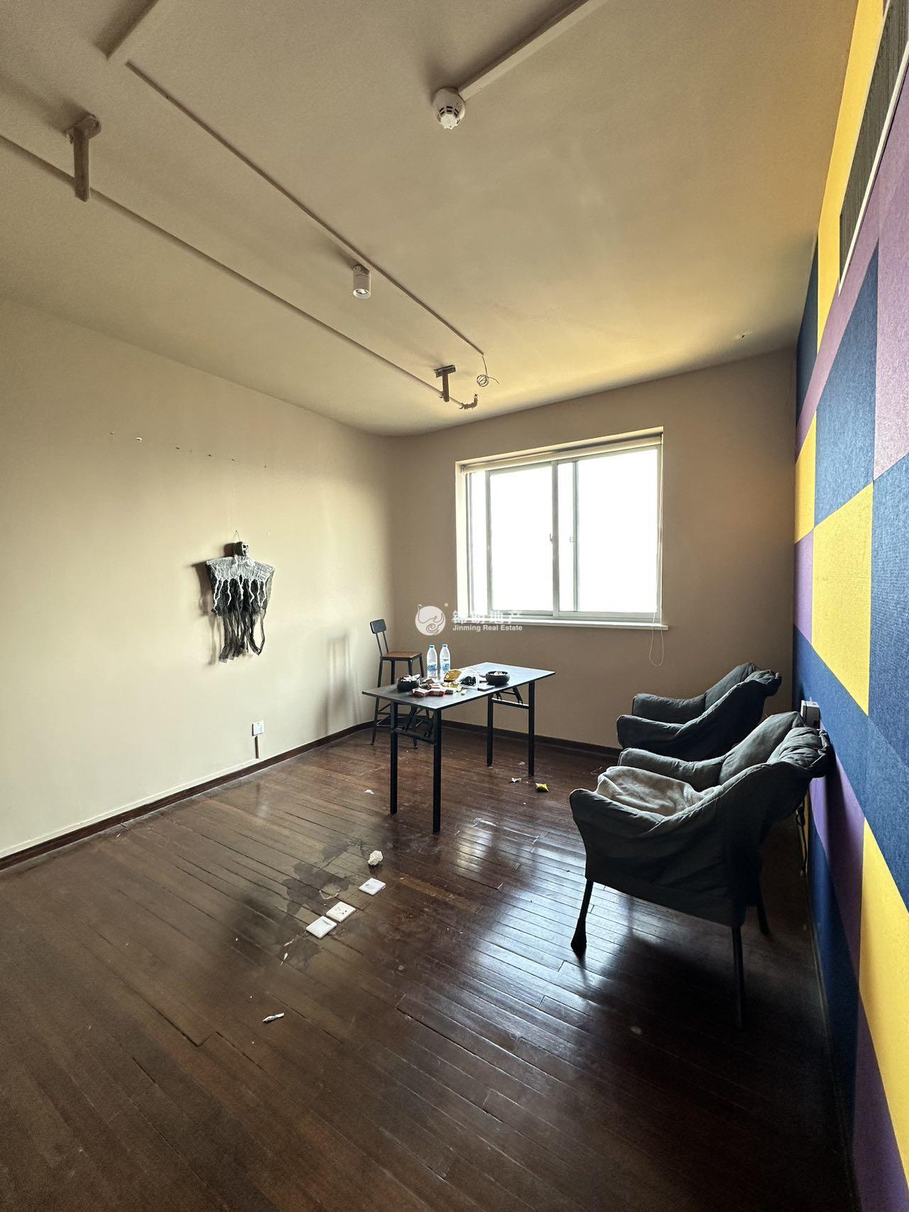 中山公园中西大厦152平米写字楼出租