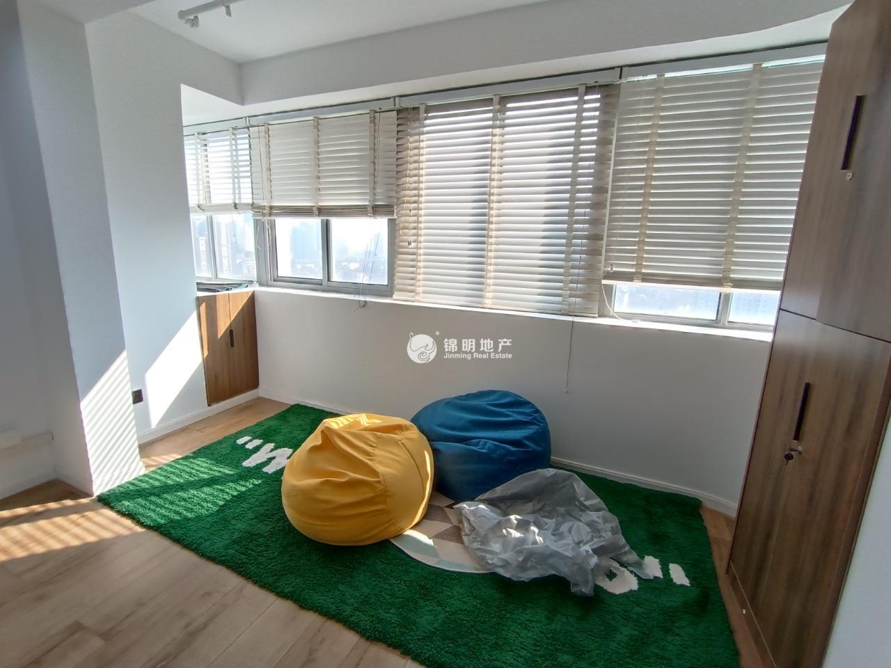 中山公园中西大厦159平米写字楼出租