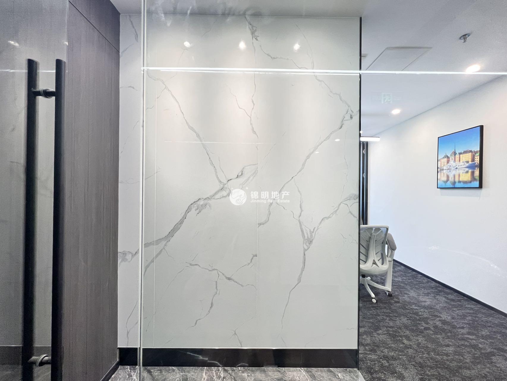 龙之梦大厦189平米写字楼出租