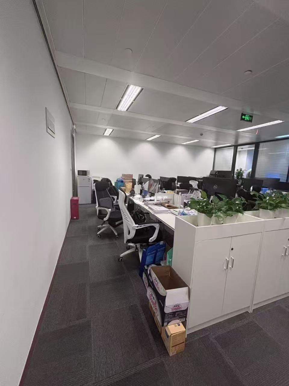 潍坊城建国际中心162平米写字楼出租