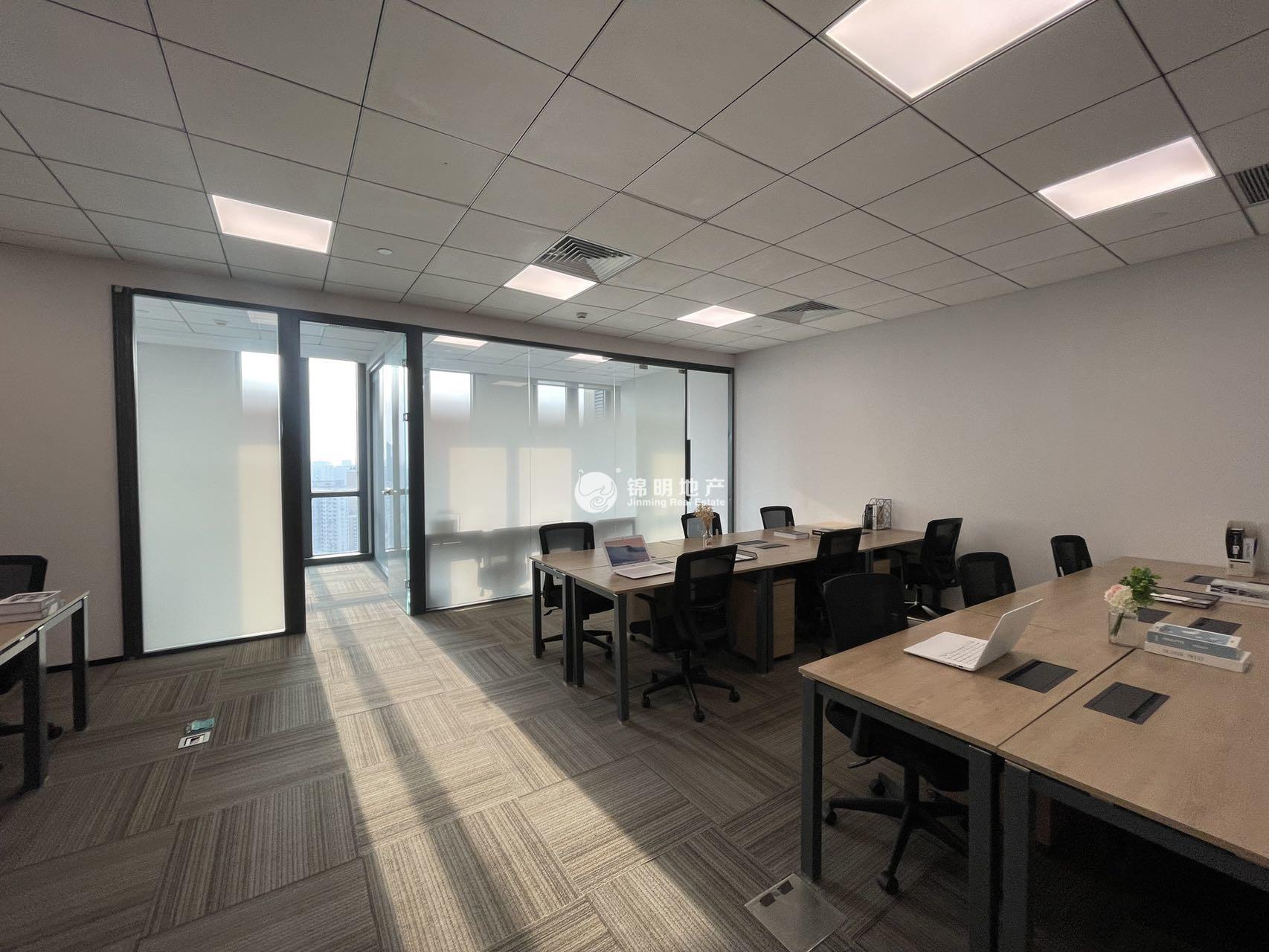 春秋国际大厦190平米写字楼出租