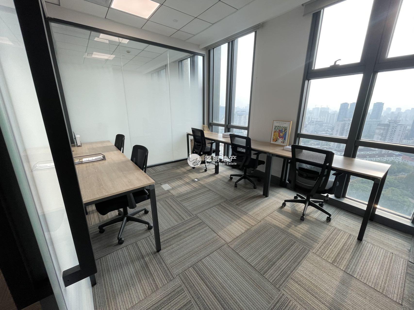 春秋国际大厦320平米写字楼出租