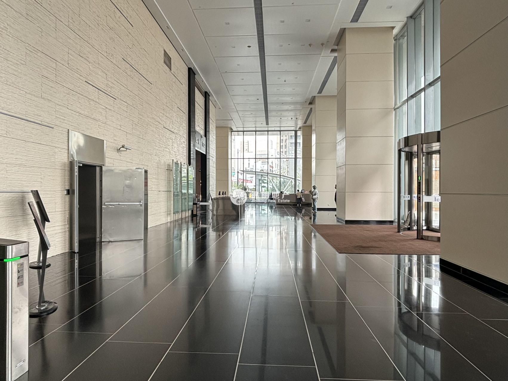 春秋国际大厦201平米写字楼出租