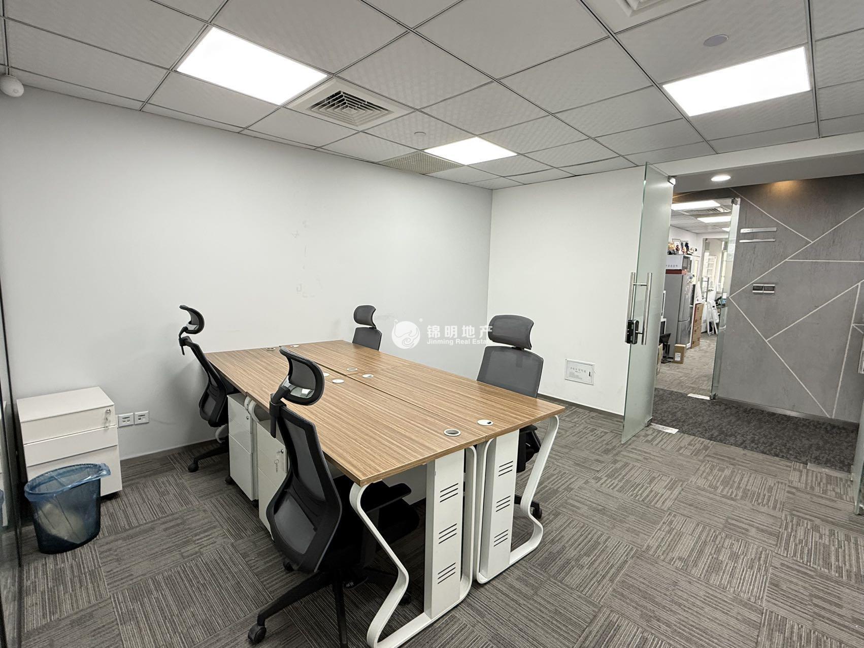 光新中期大厦64平米写字楼出租