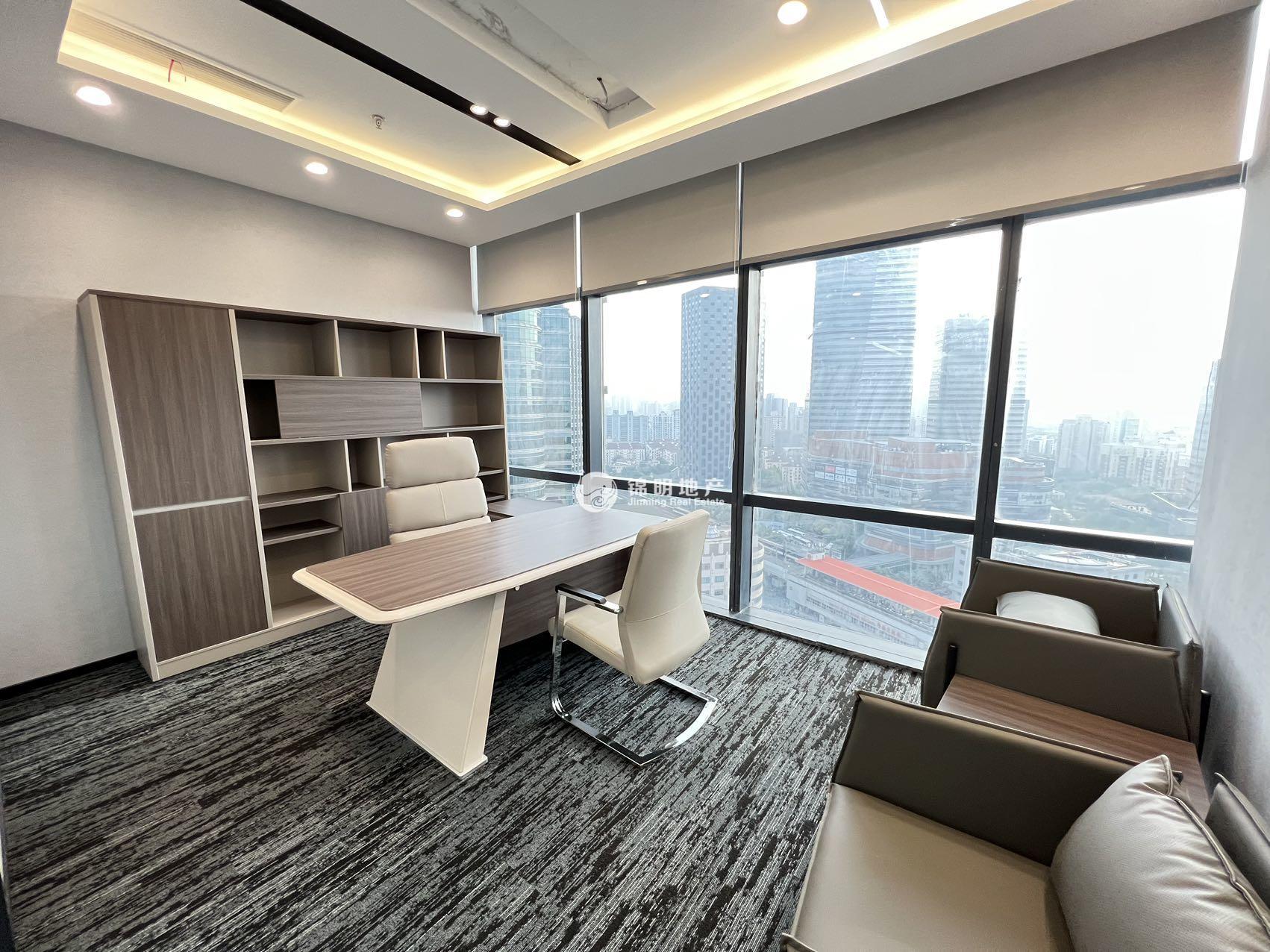 龙之梦中心201平米写字楼出租