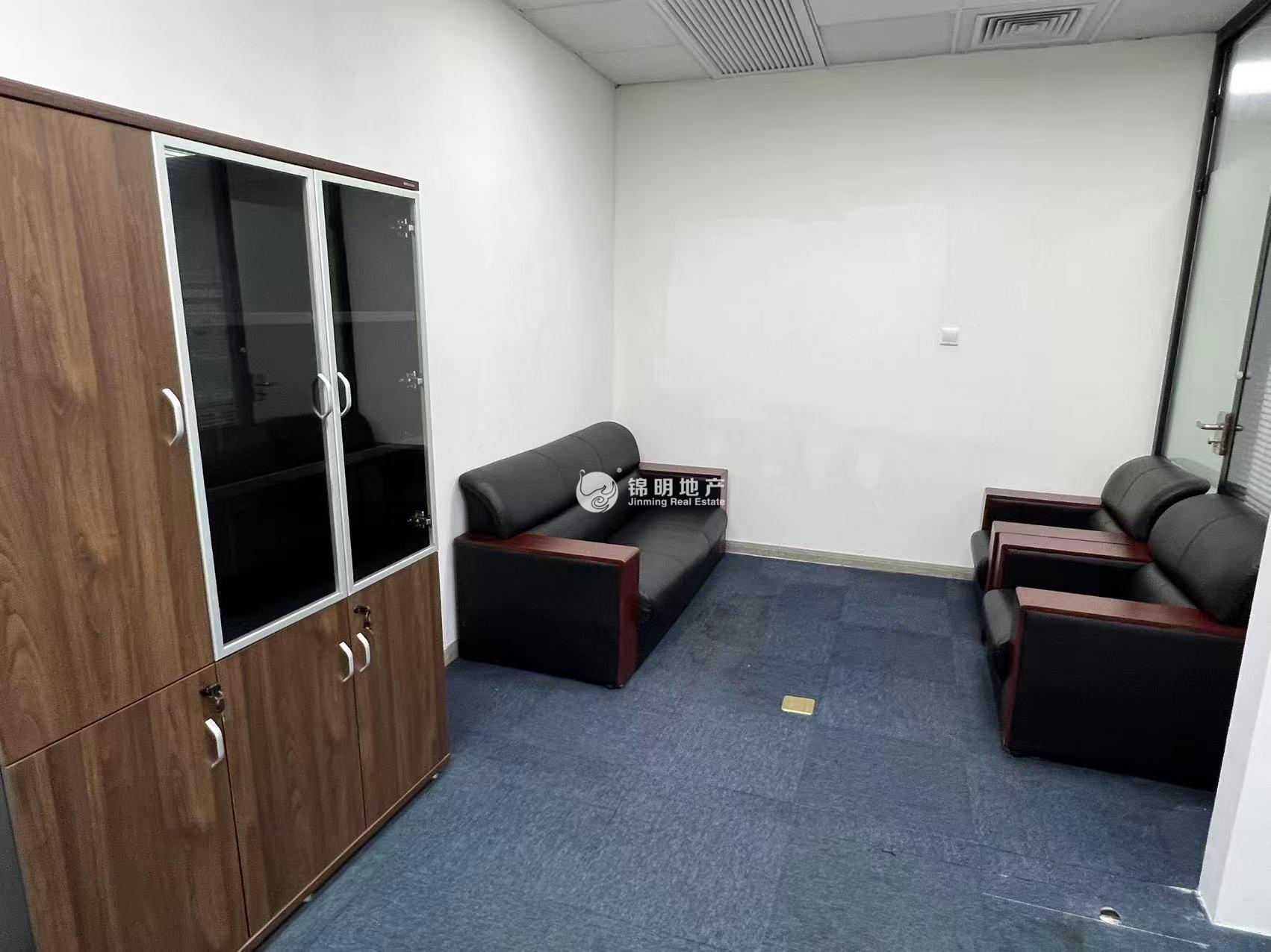 中山公园长宁来福士220平米写字楼出租