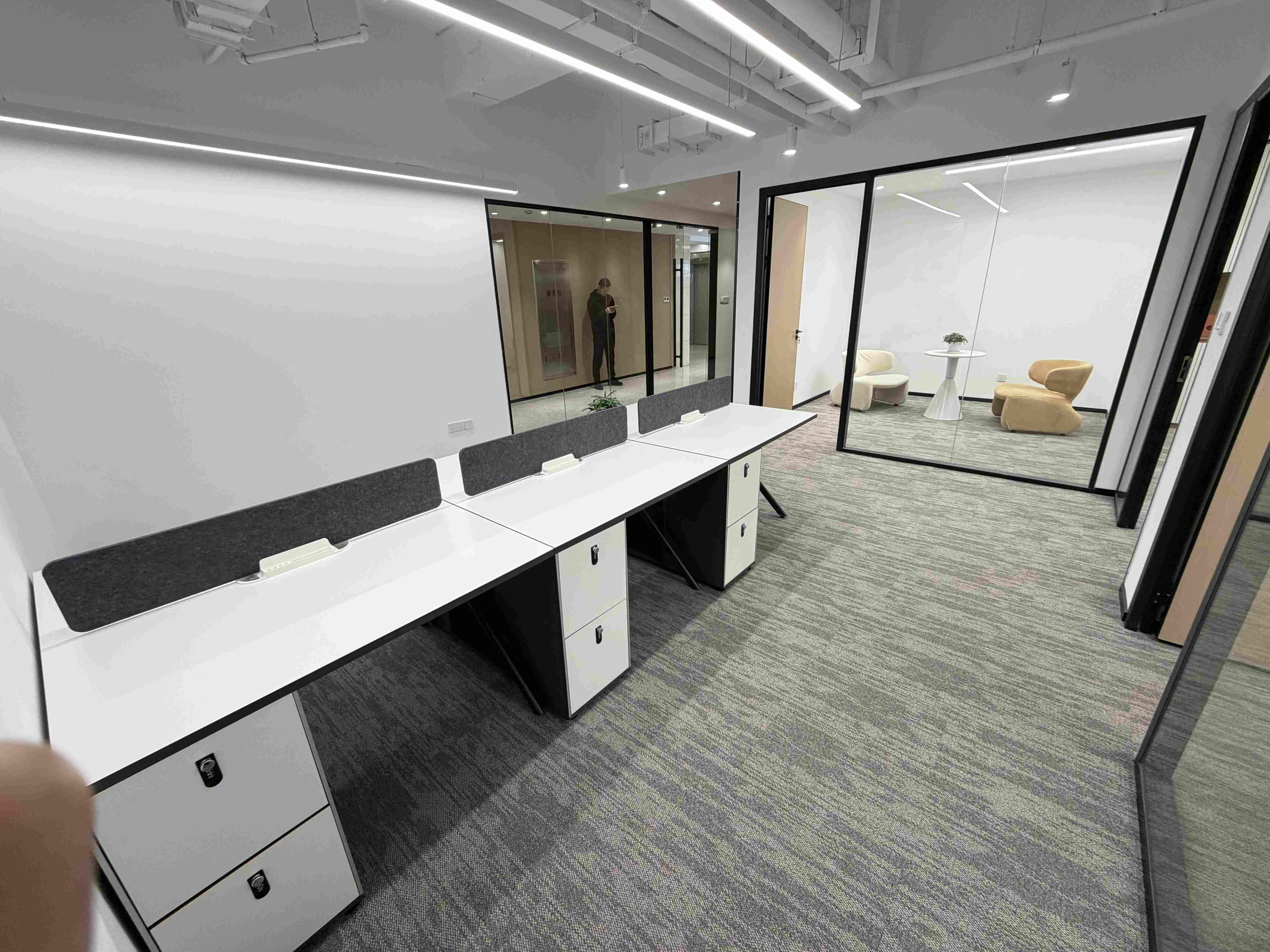 中山公园联通大厦（长宁）116平米写字楼出租