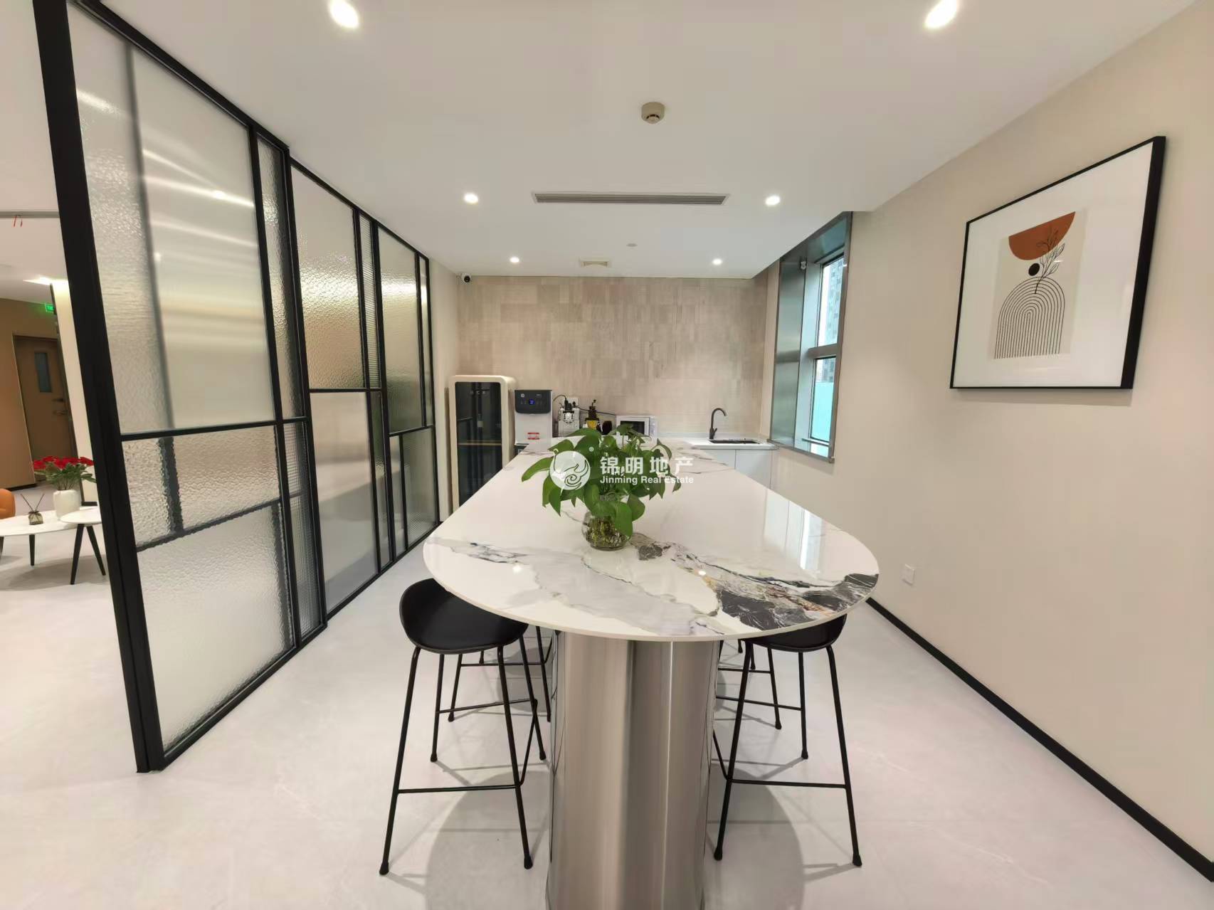 中山公园联通大厦（长宁）160平米写字楼出租