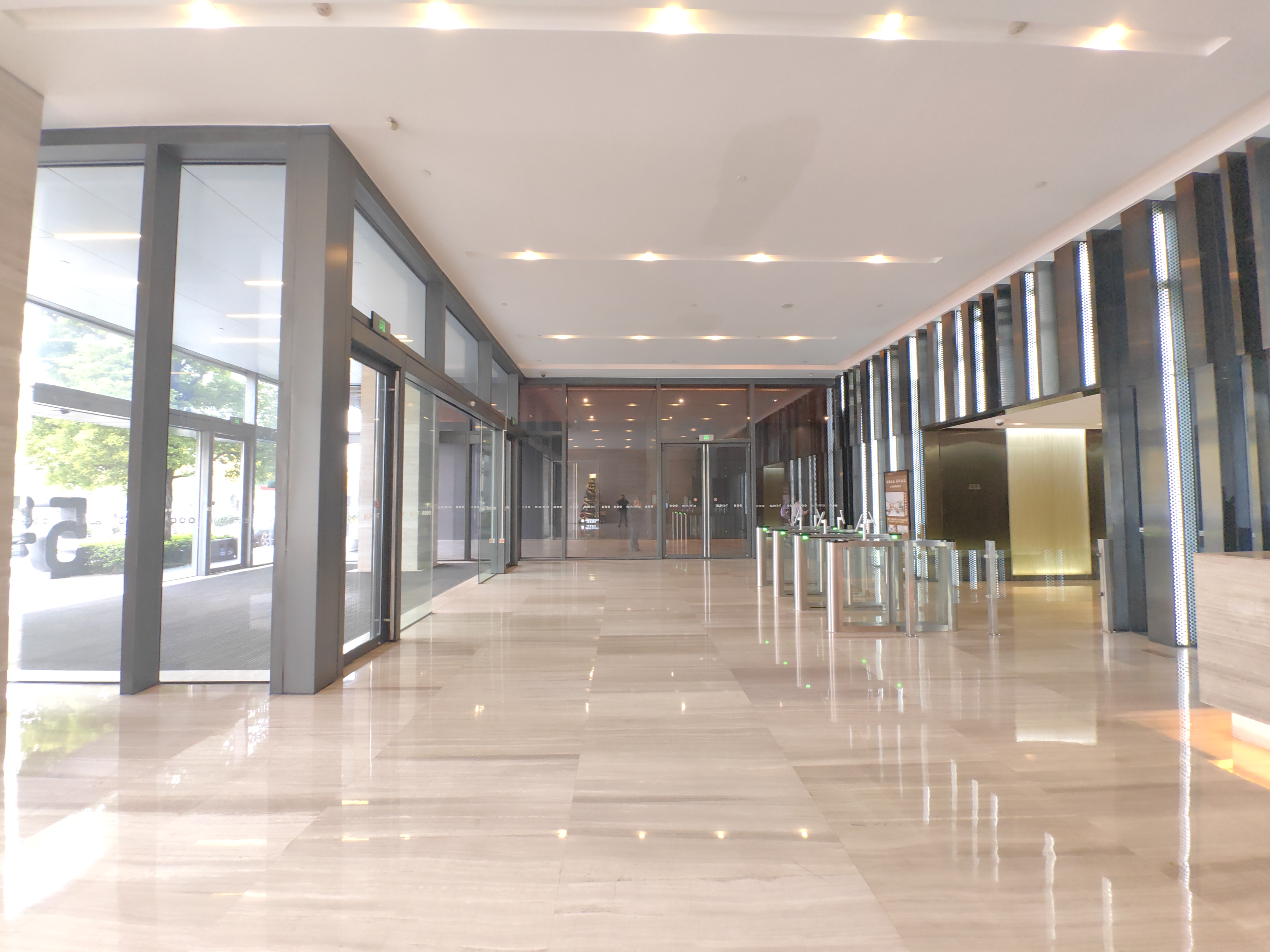 虹桥虹桥天地957平米写字楼出租