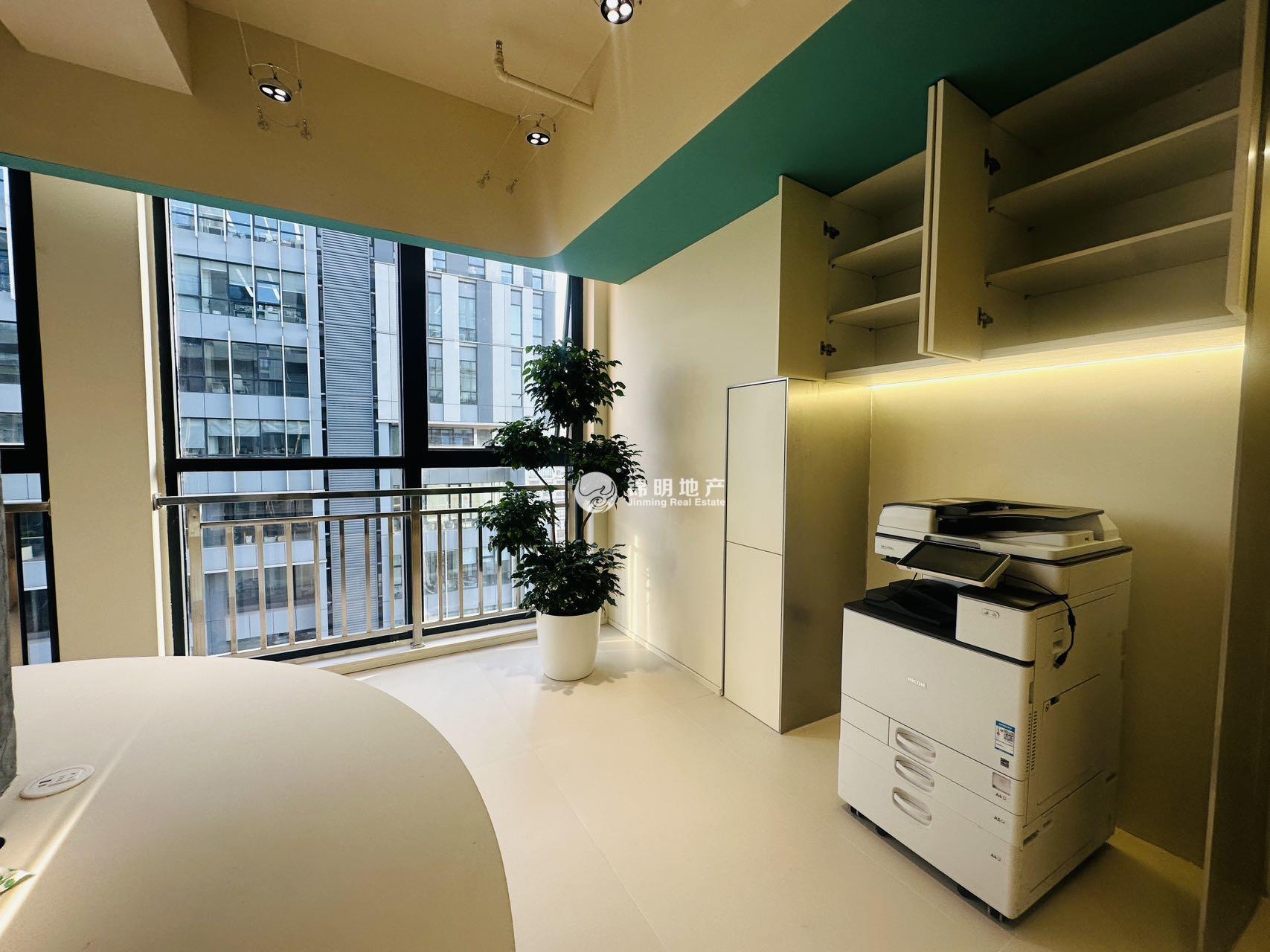 漕河泾H88越虹广场171平米写字楼出租