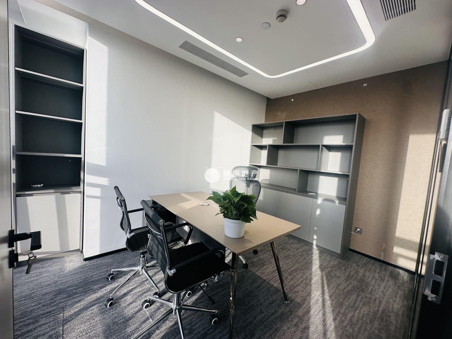 漕河泾H88越虹广场87平米写字楼出租