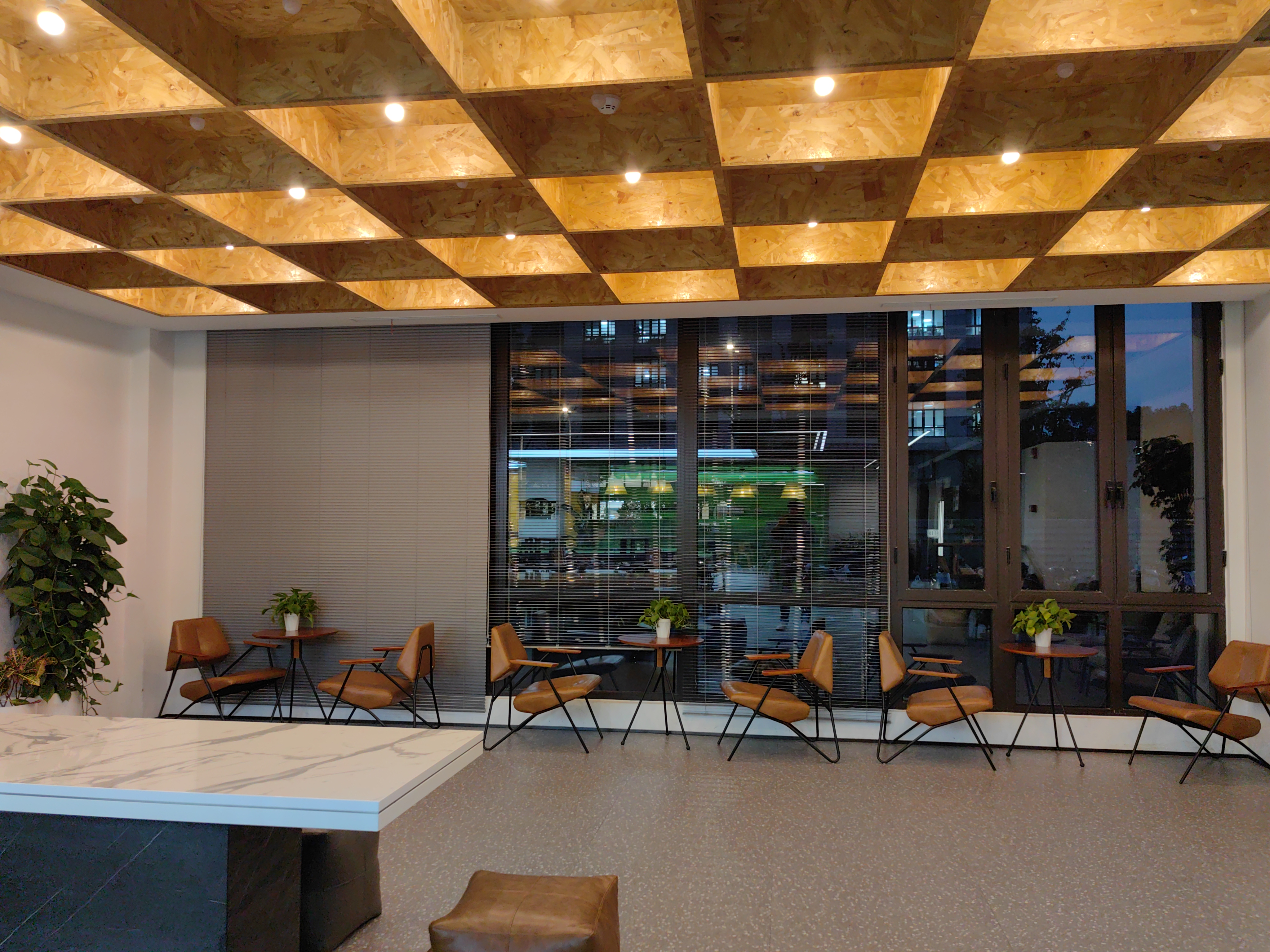 金虹桥长三角电商中心562平米写字楼出租