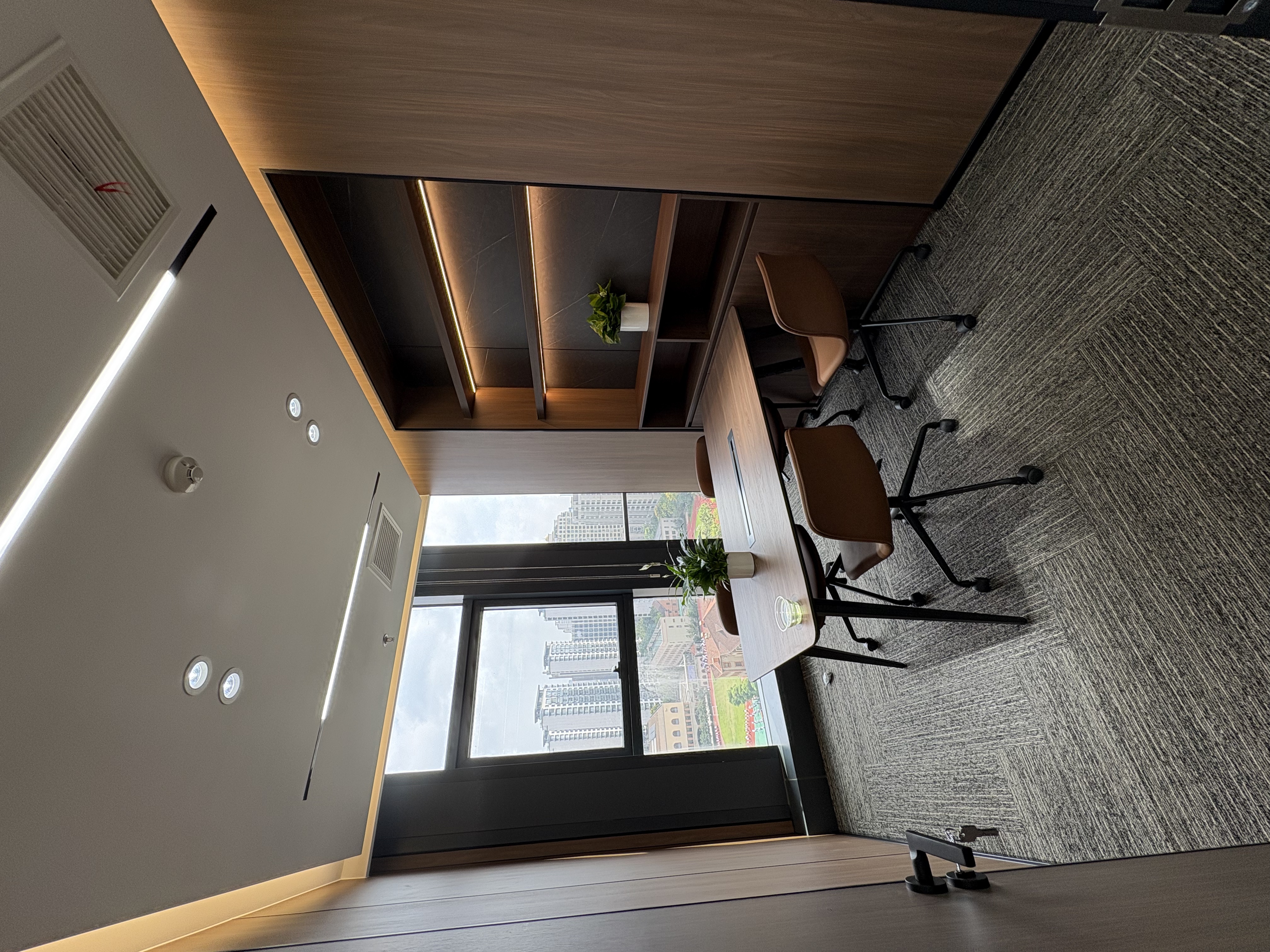 东外滩光大安石中心87平米写字楼出租