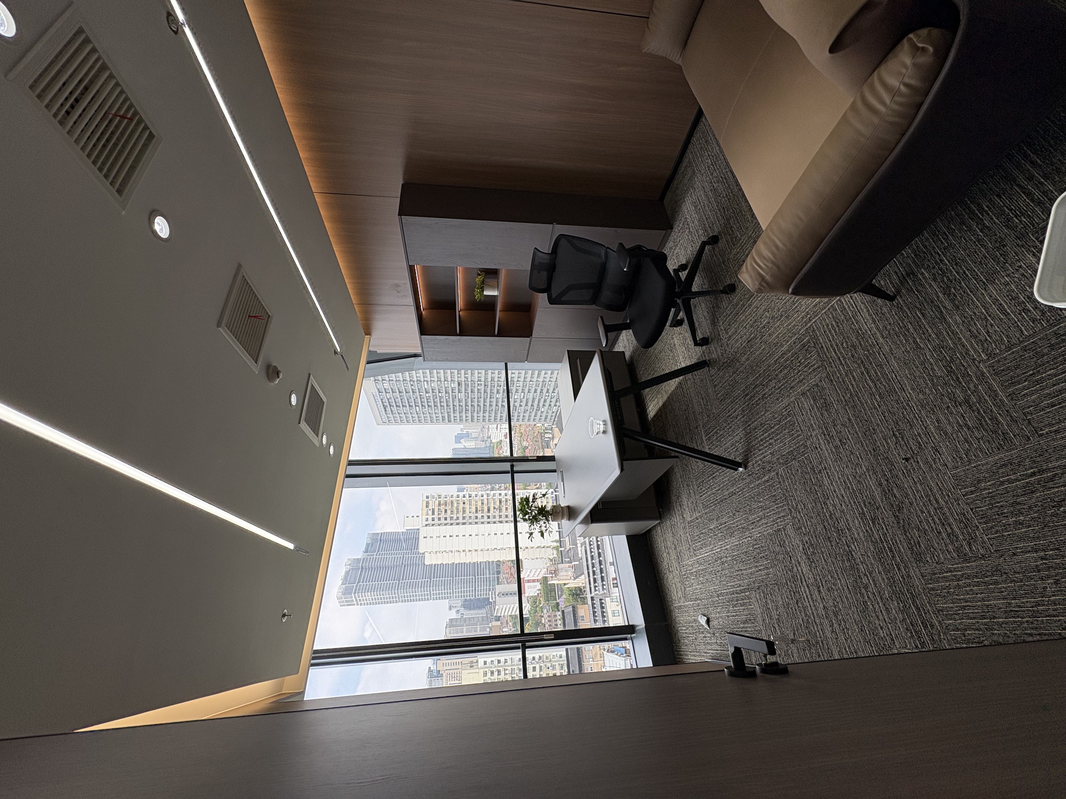 东外滩光大安石中心200平米写字楼出租