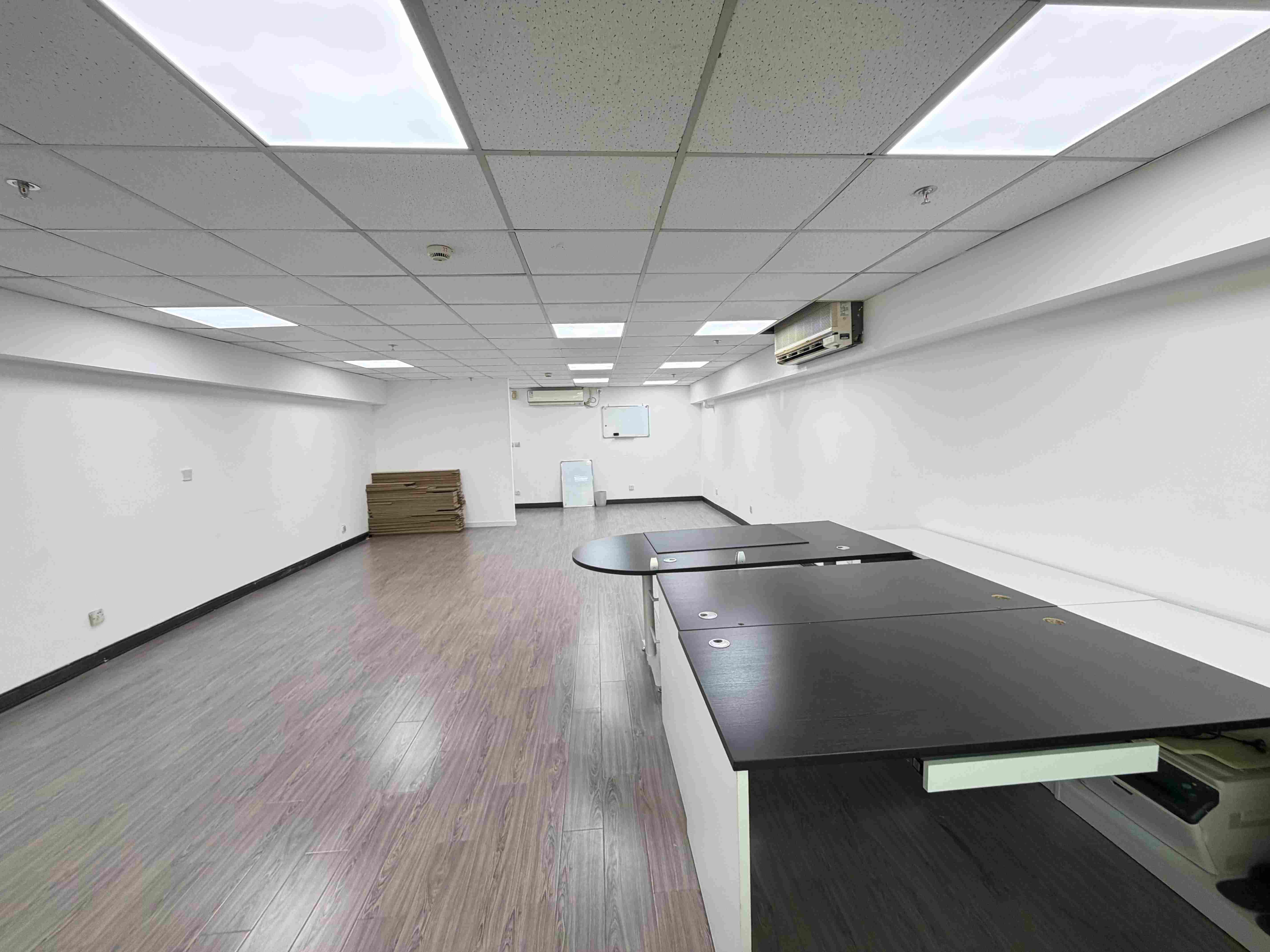 中山公园增泽世贸大厦85平米写字楼出租