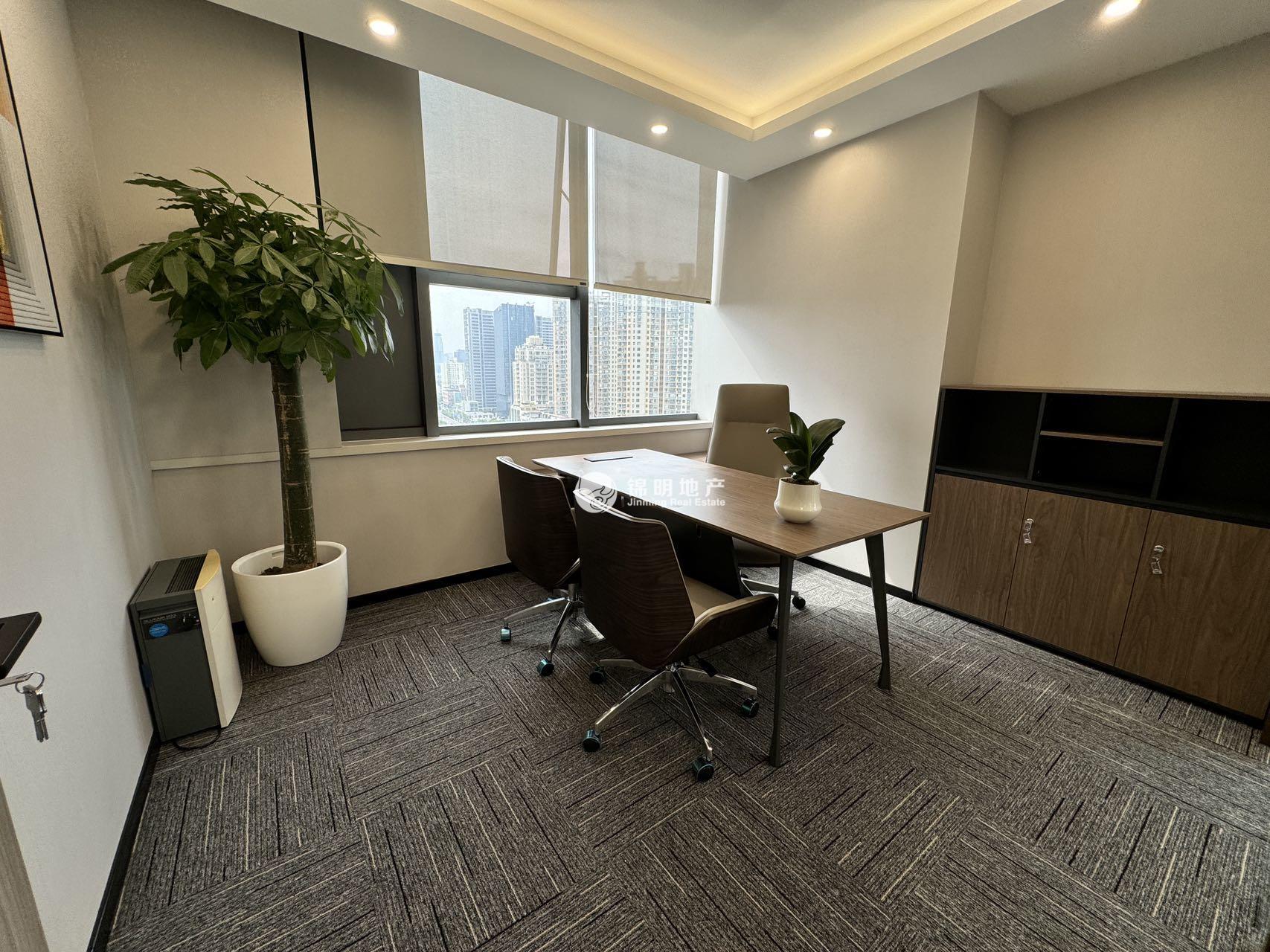 周家嘴路宝地广场241平米写字楼出租