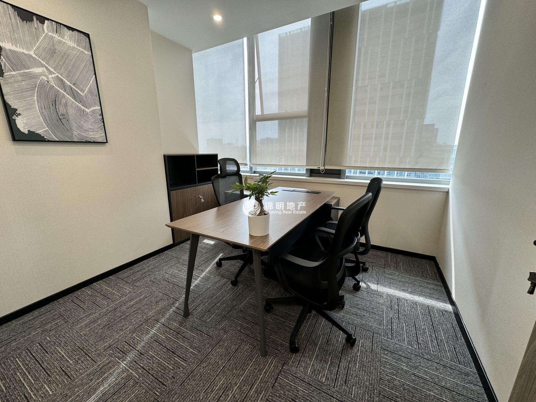 周家嘴路宝地广场241平米写字楼出租