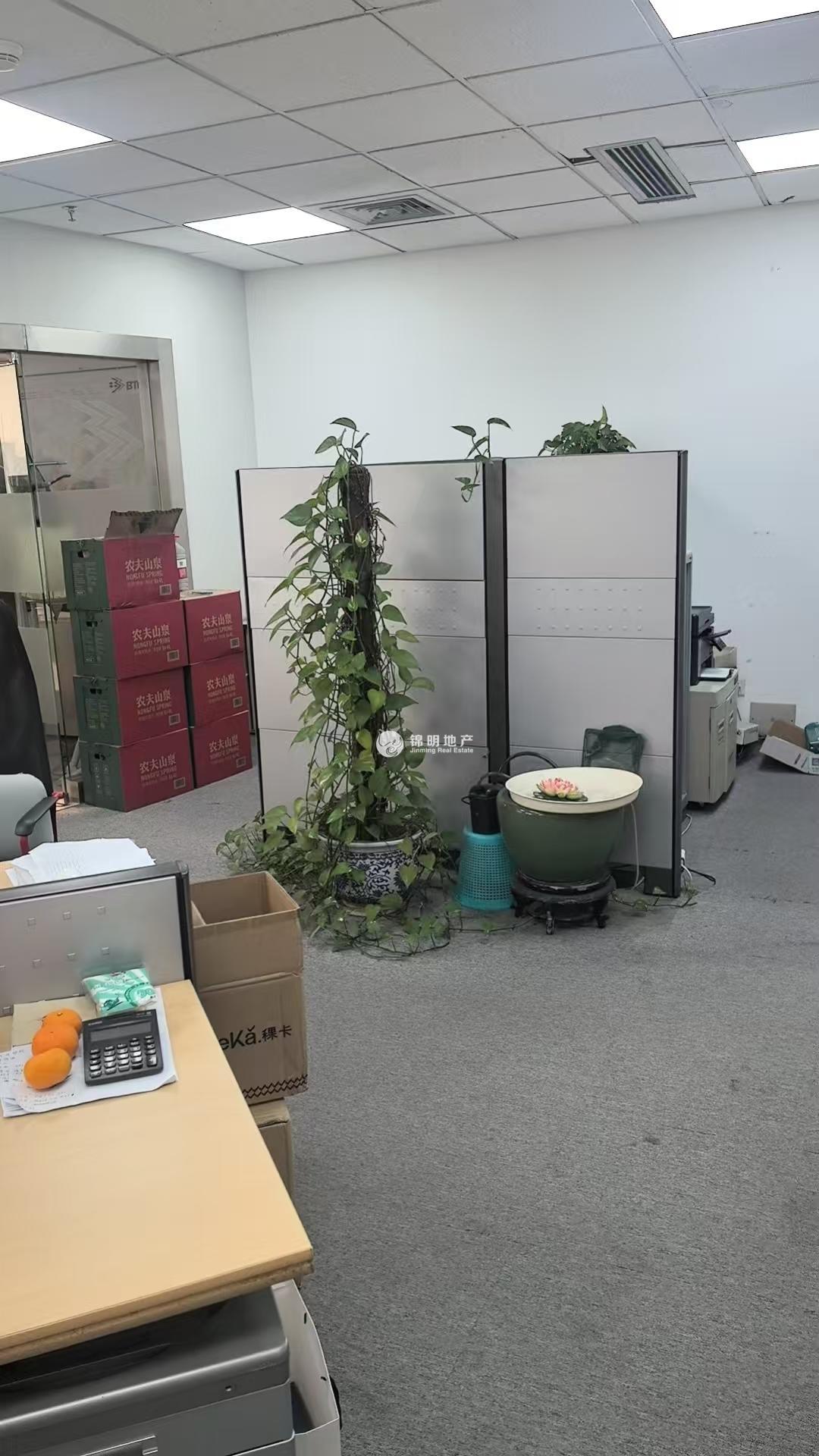 陆家嘴世界广场108平米写字楼出租