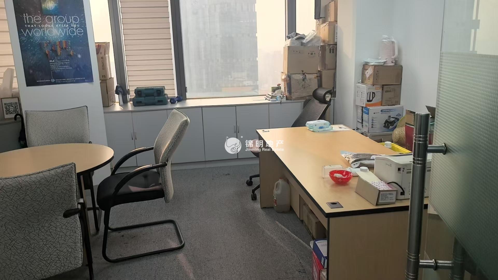 陆家嘴世界广场108平米写字楼出租