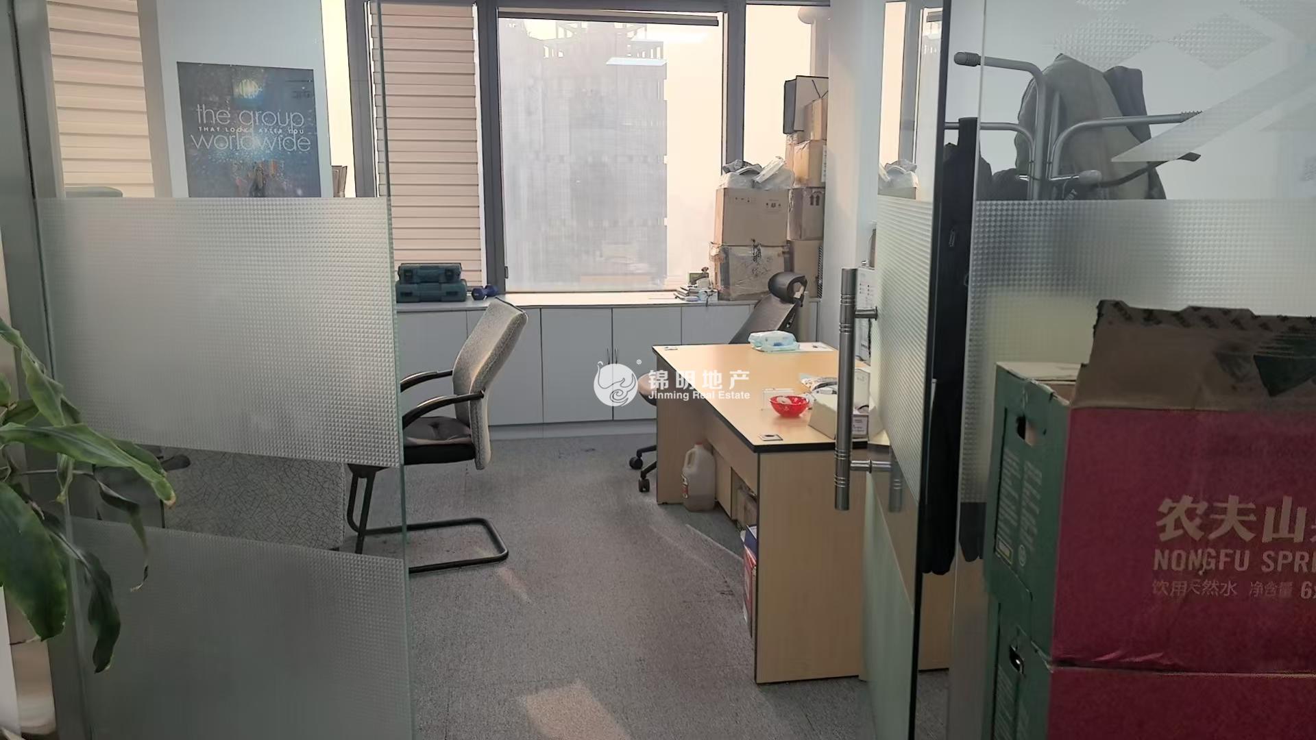 陆家嘴世界广场108平米写字楼出租