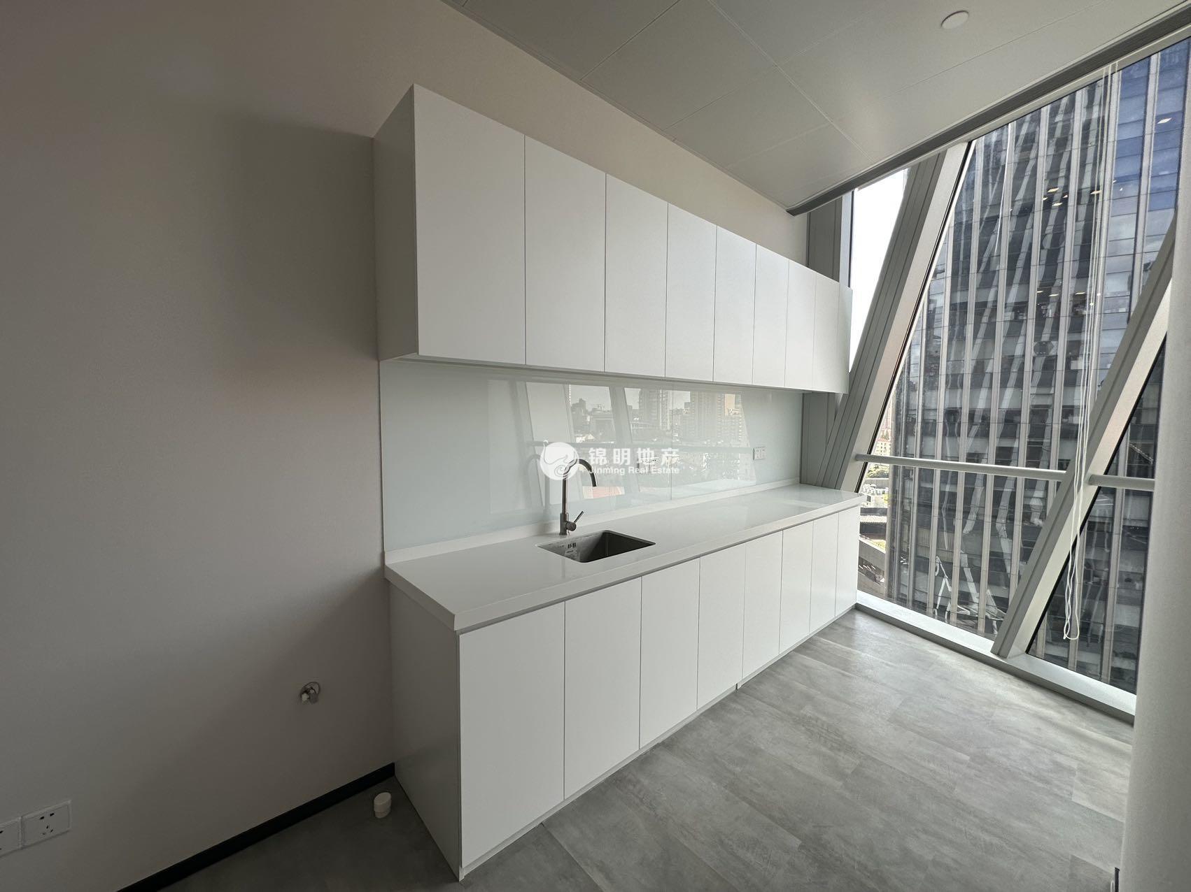 虹桥上海长宁国际发展广场365平米写字楼出租