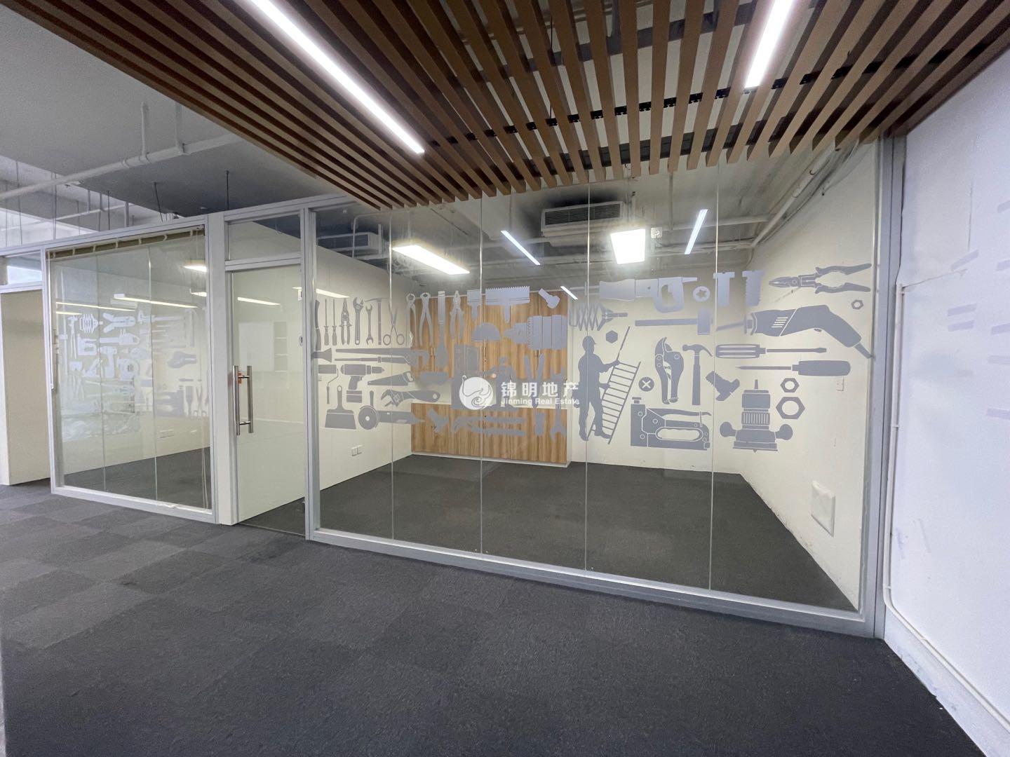 控江路上海信息技术大厦142平米写字楼出租