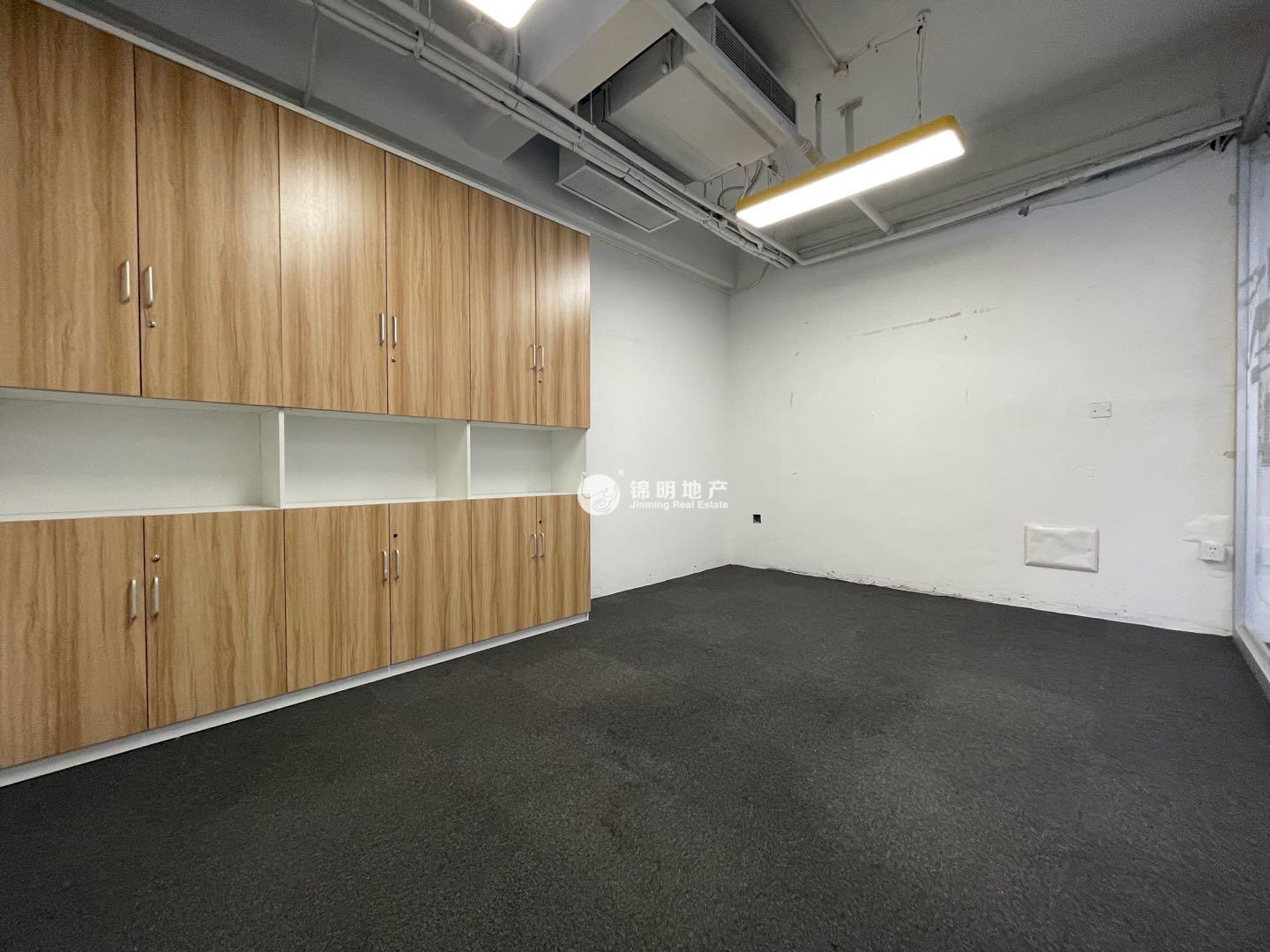 控江路上海信息技术大厦142平米写字楼出租