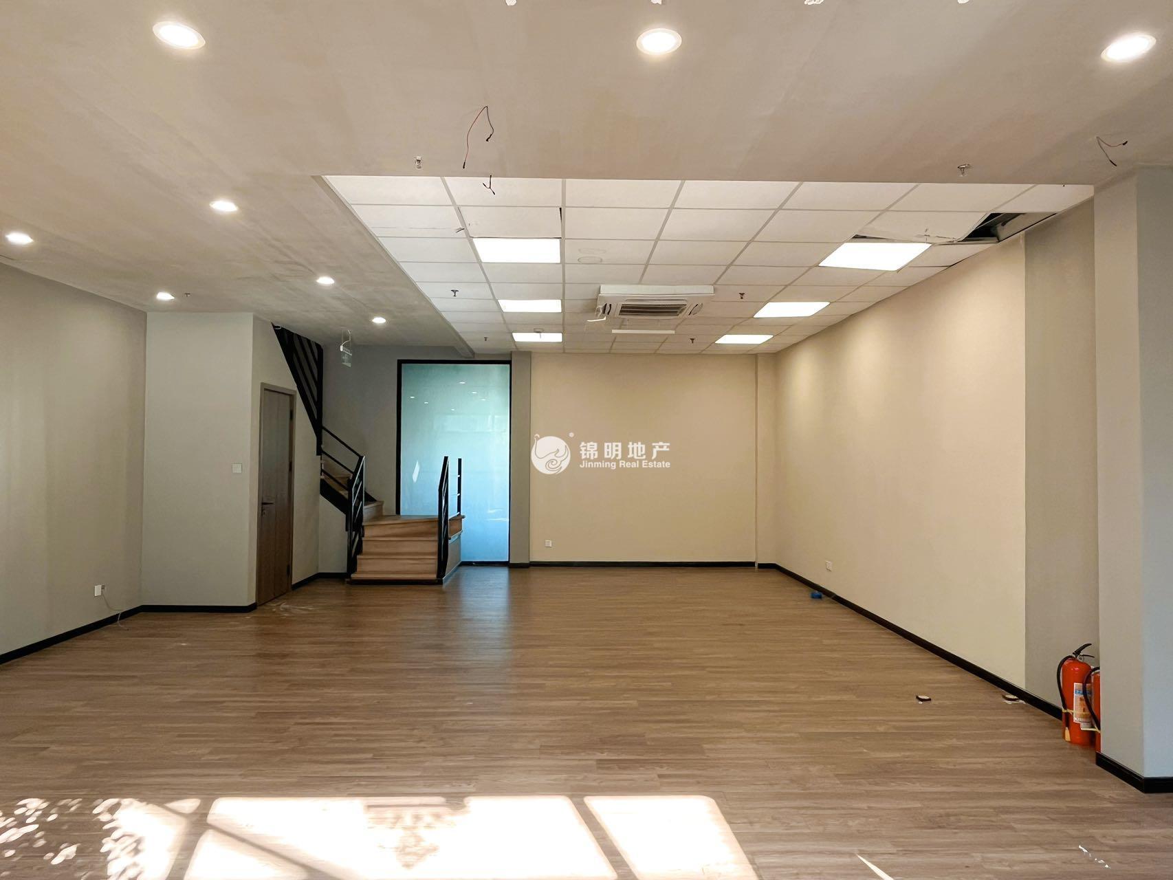 北外滩印坊创意园153平米写字楼出租