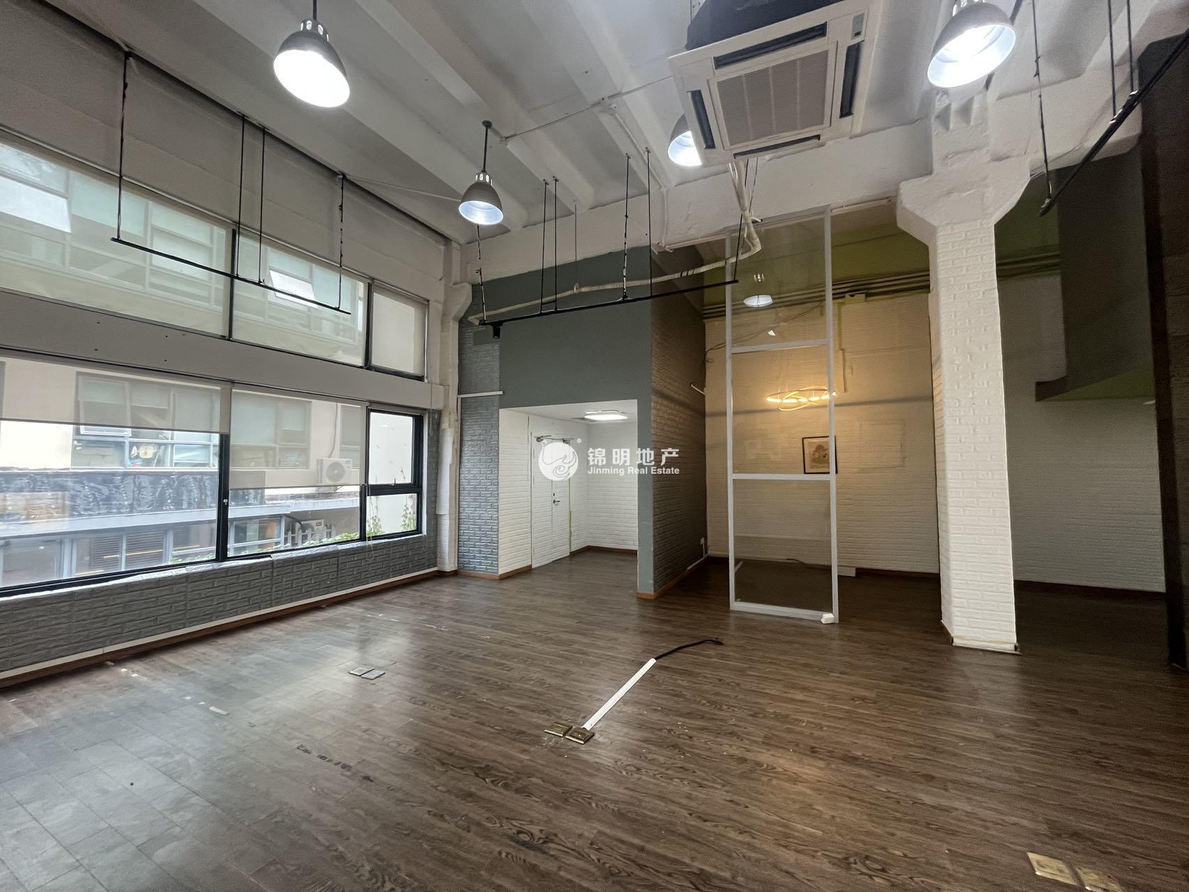 曲阳柏航德必易园73平米写字楼出租