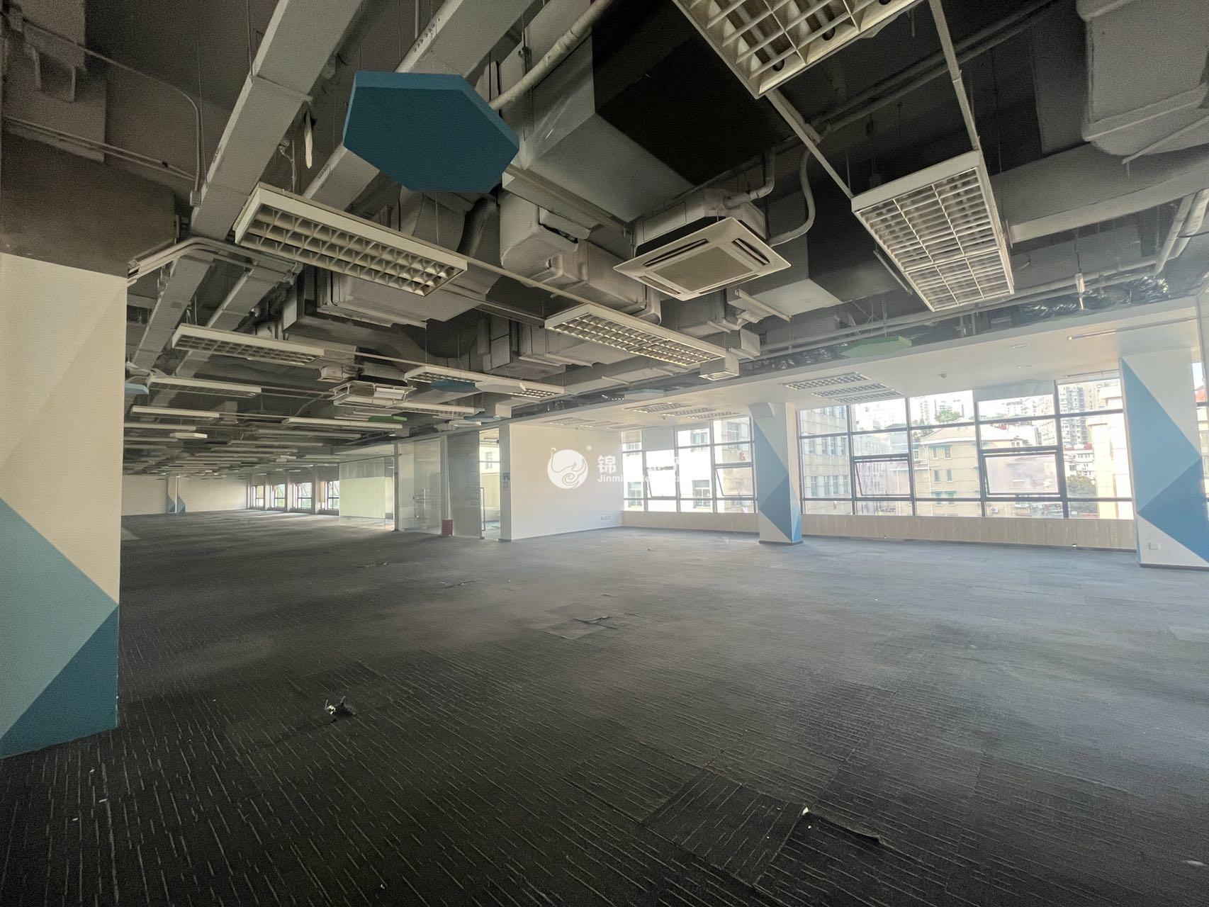 曲阳柏航德必易园630平米写字楼出租