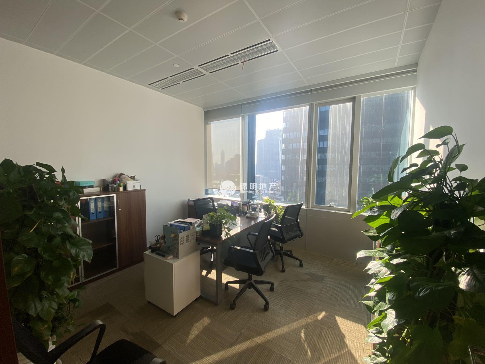 四川北路星荟中心420平米写字楼出租