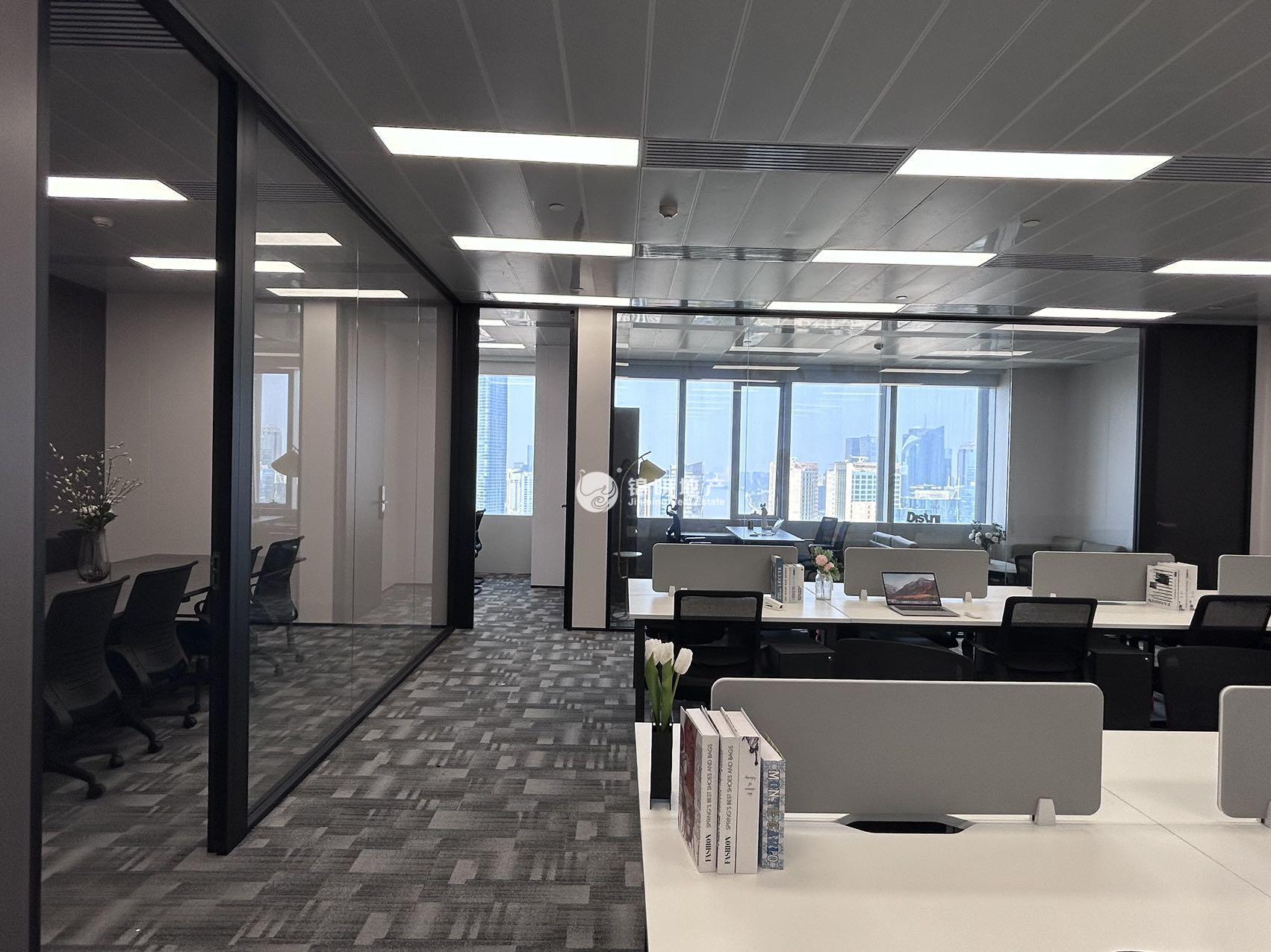 四川北路星荟中心211平米写字楼出租