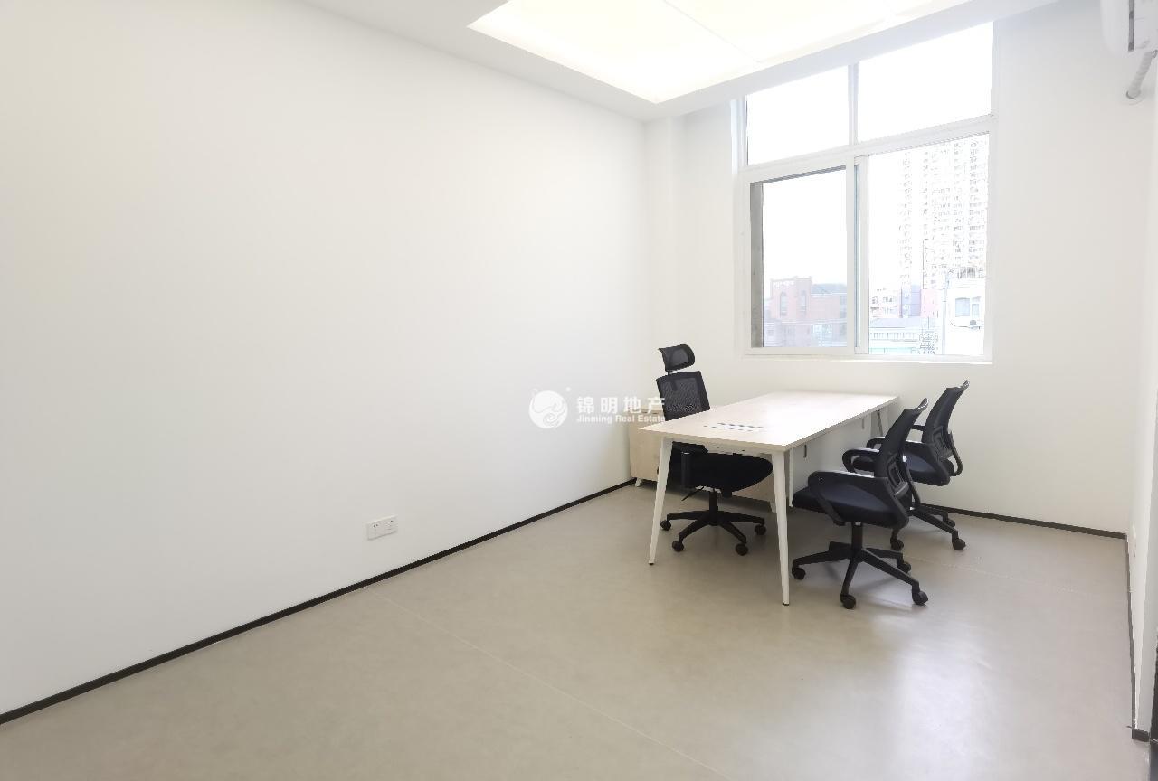 四川北路半岛湾时尚文化创意园247平米写字楼出租