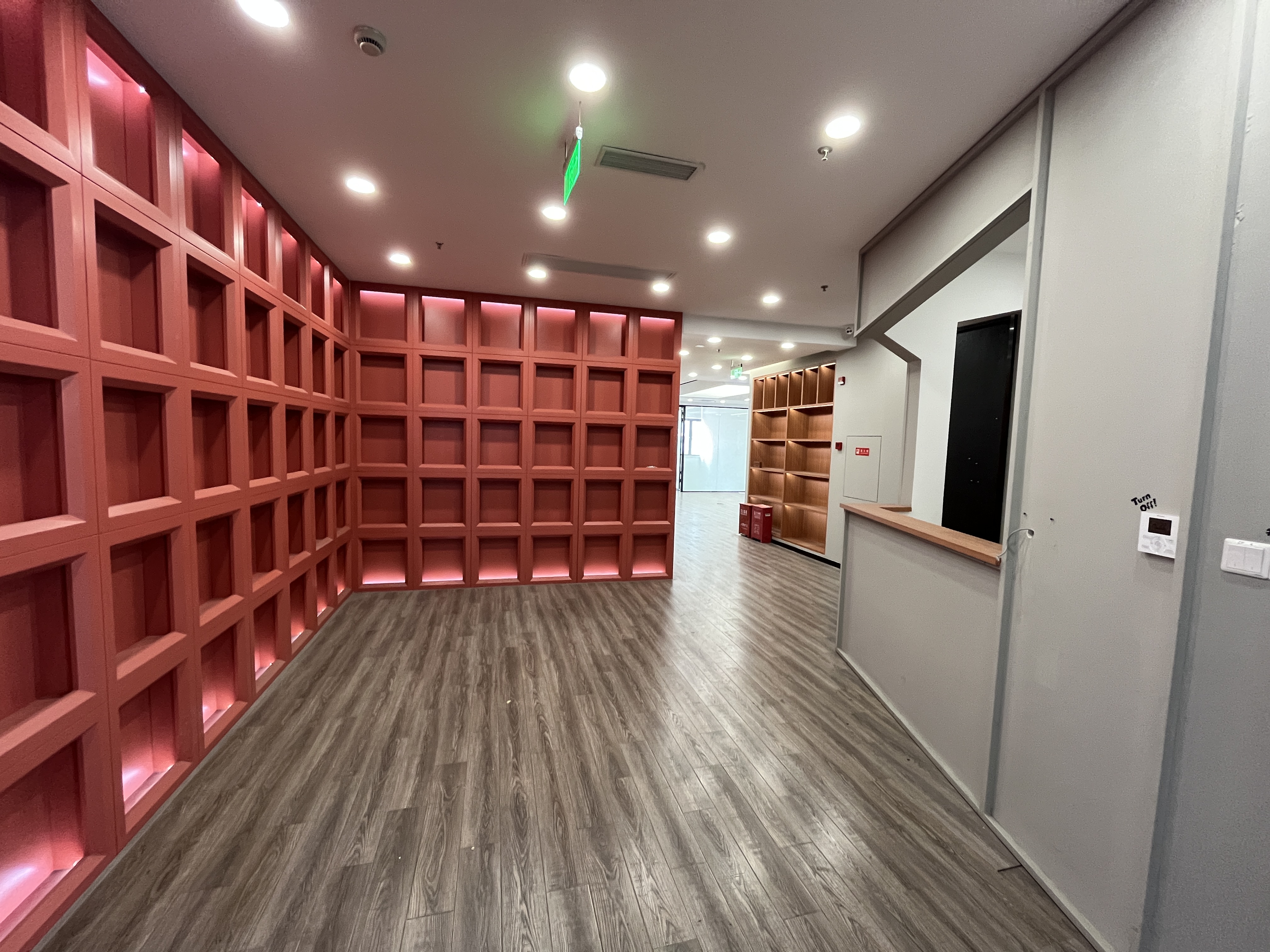 四川北路半岛湾时尚文化创意园470平米写字楼出租