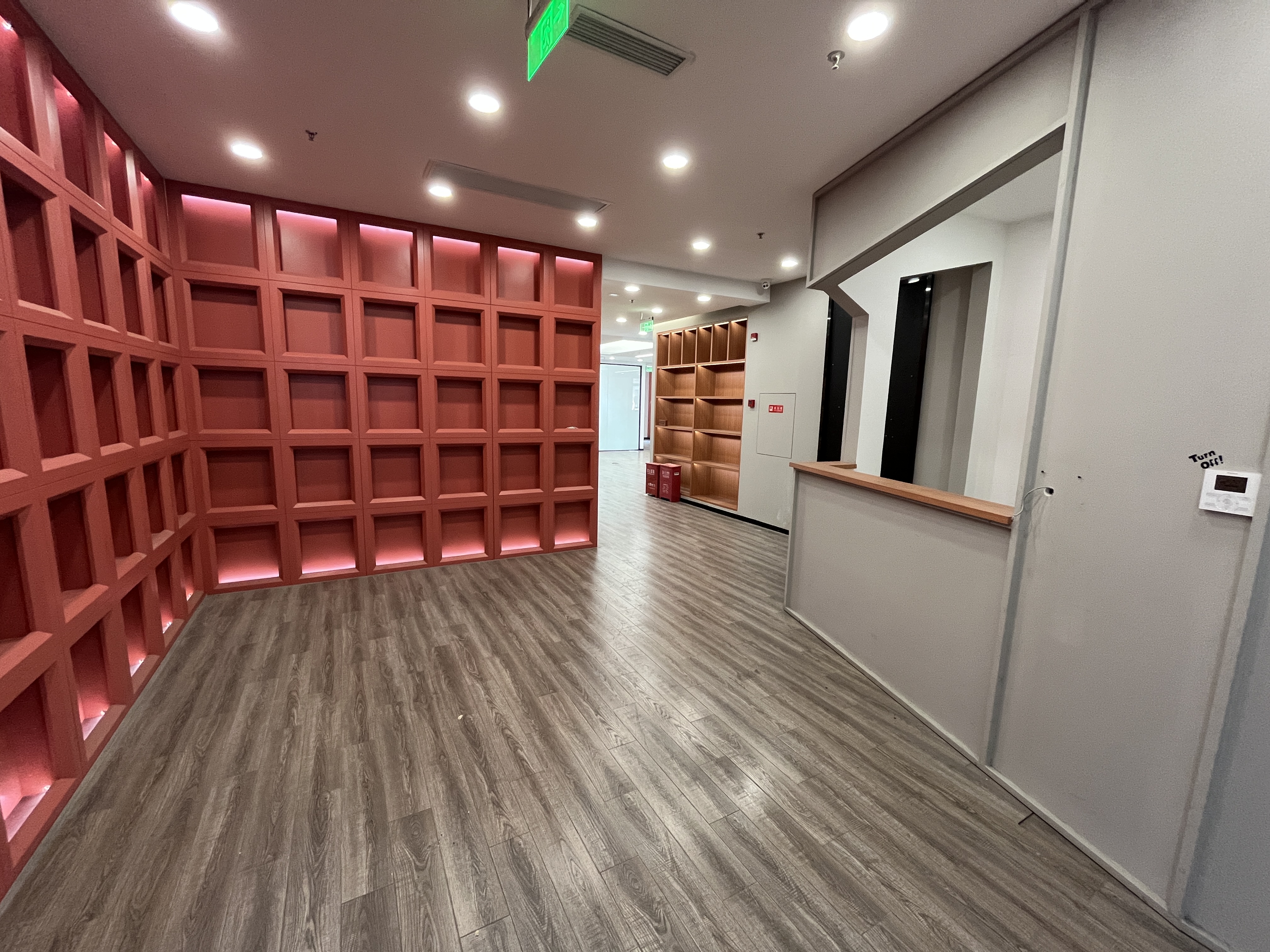 四川北路半岛湾时尚文化创意园470平米写字楼出租