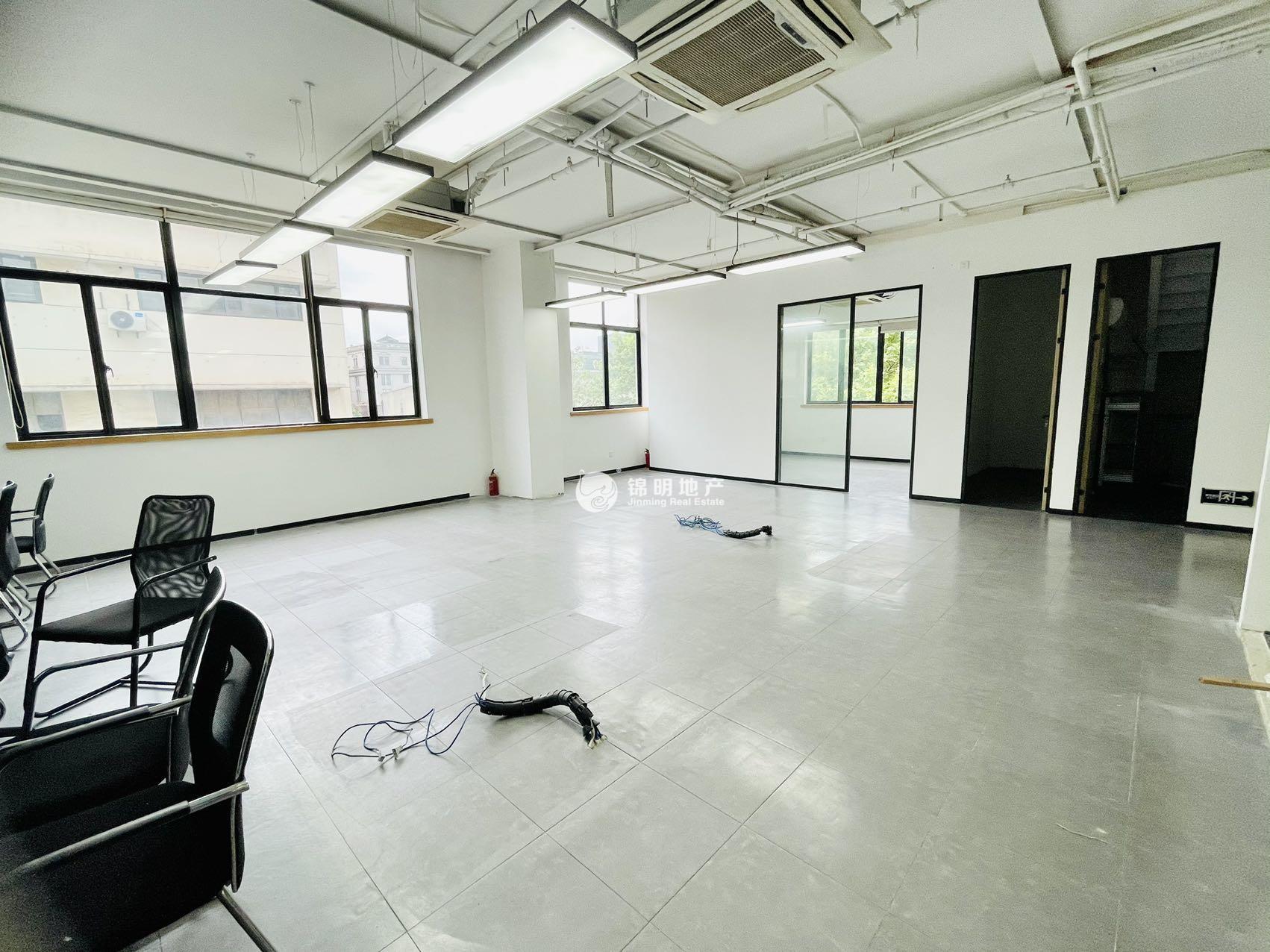 四川北路半岛湾时尚文化创意园69平米写字楼出租