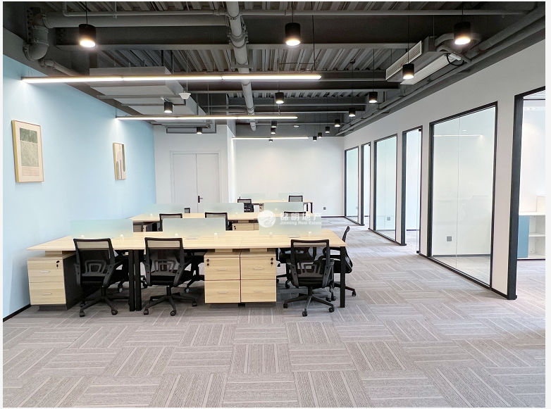 临平路1933老场坊121平米写字楼出租