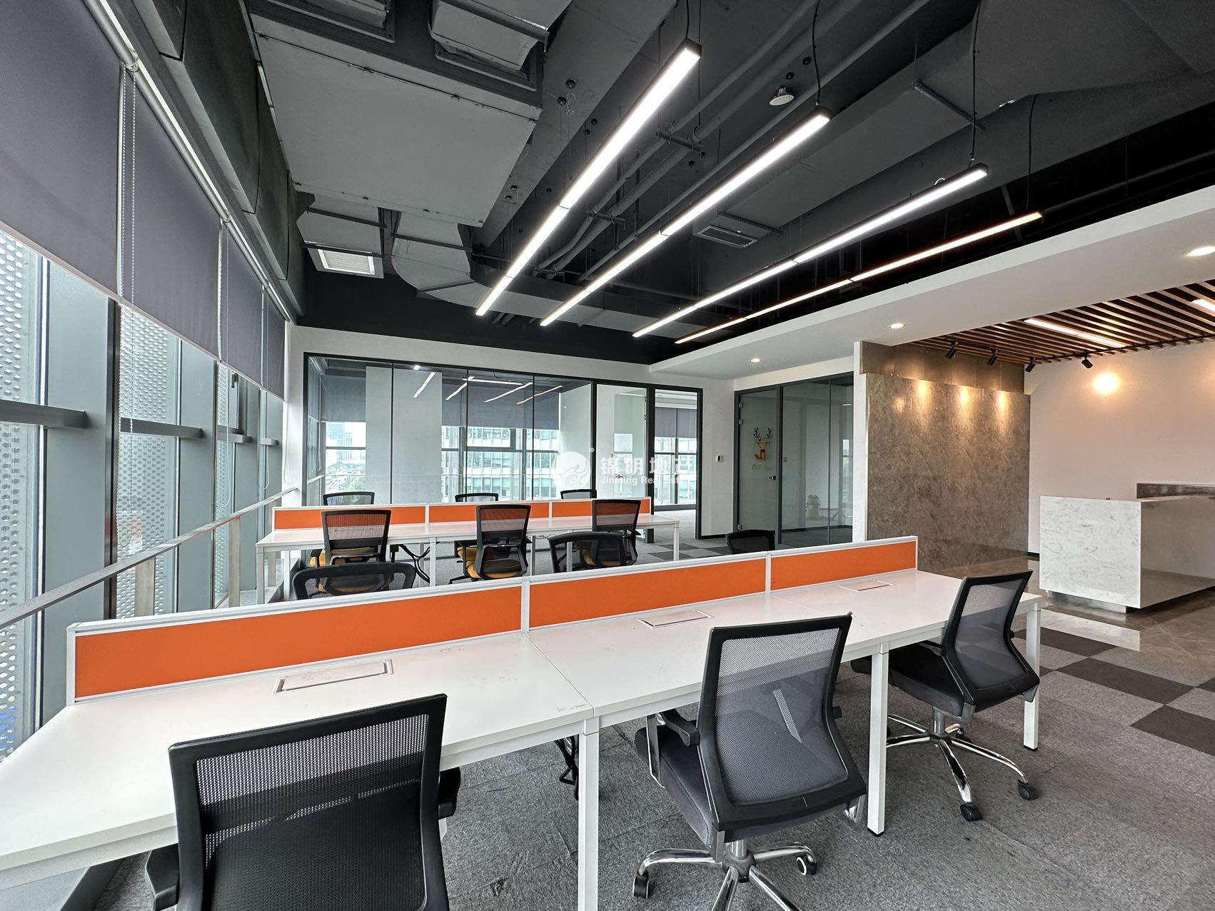 临平路1933老场坊43平米写字楼出租