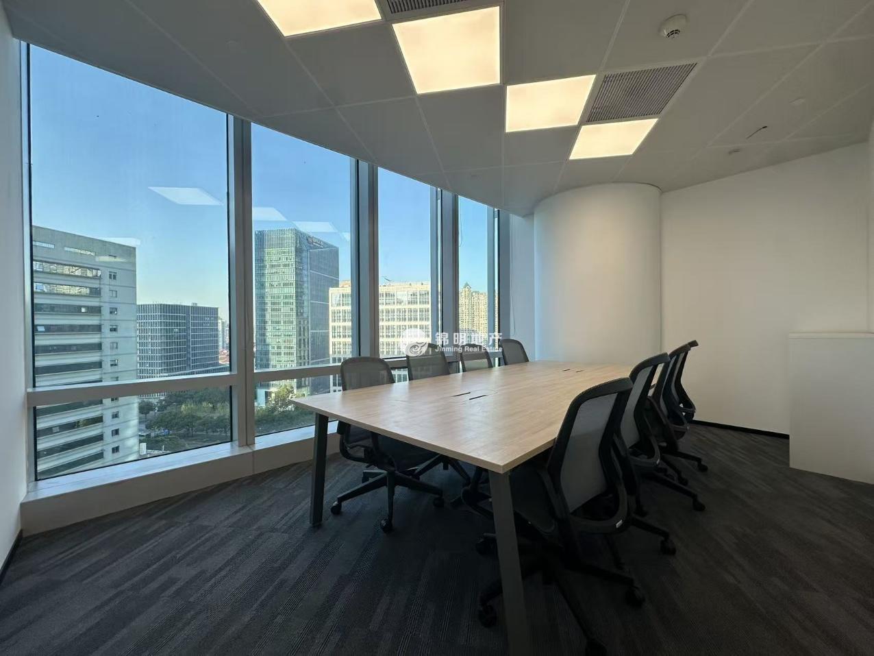 潍坊中建大厦691平米写字楼出租