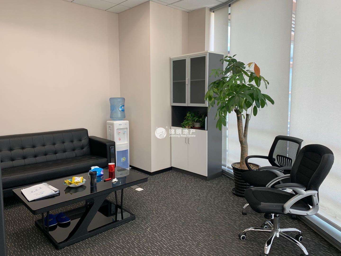 四川北路中信广场225平米写字楼出租