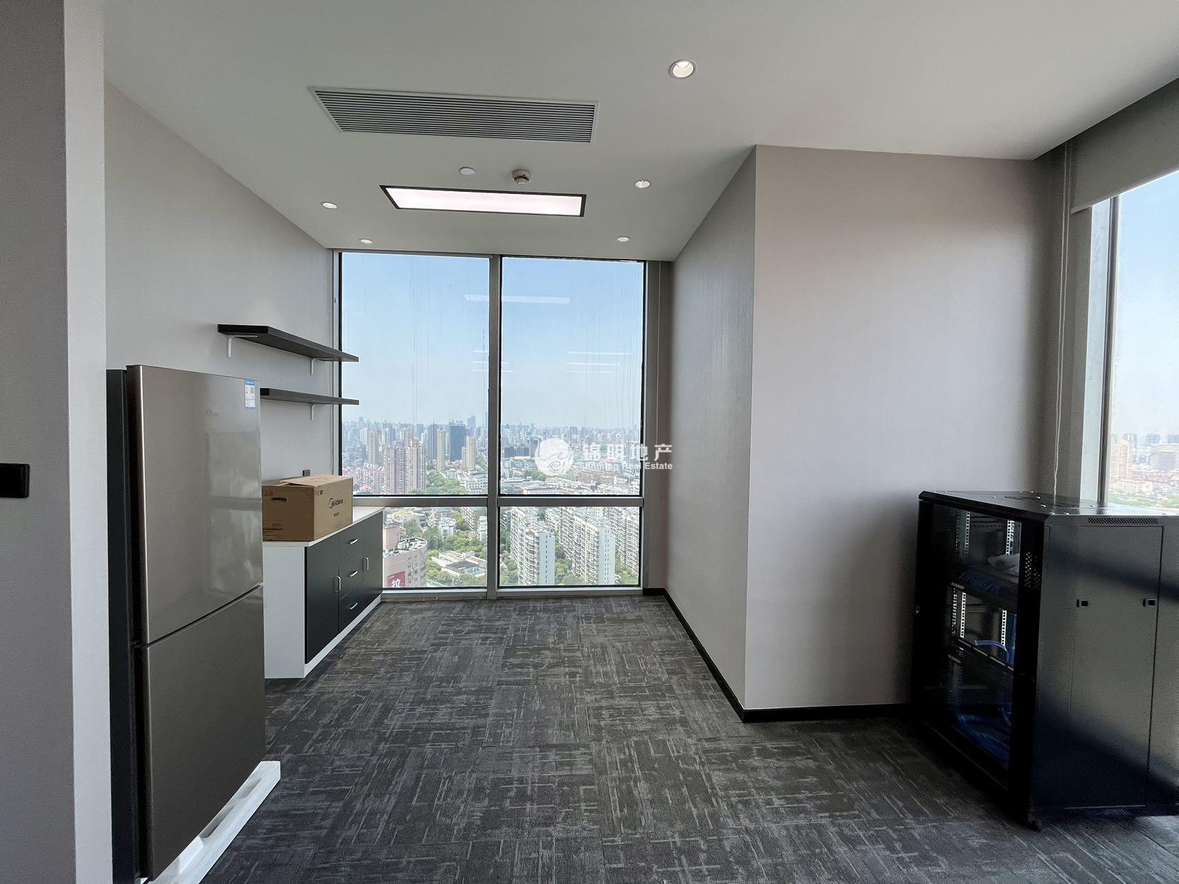 鲁迅公园虹口凯德龙之梦417平米写字楼出租