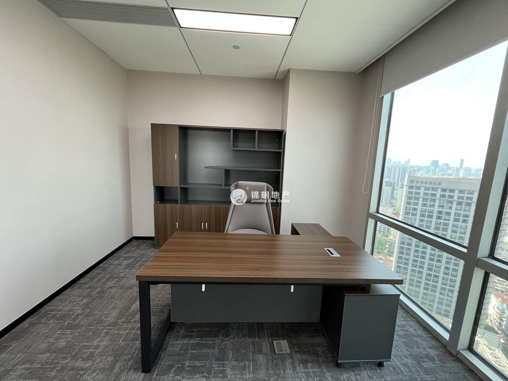 鲁迅公园虹口凯德龙之梦112平米写字楼出租