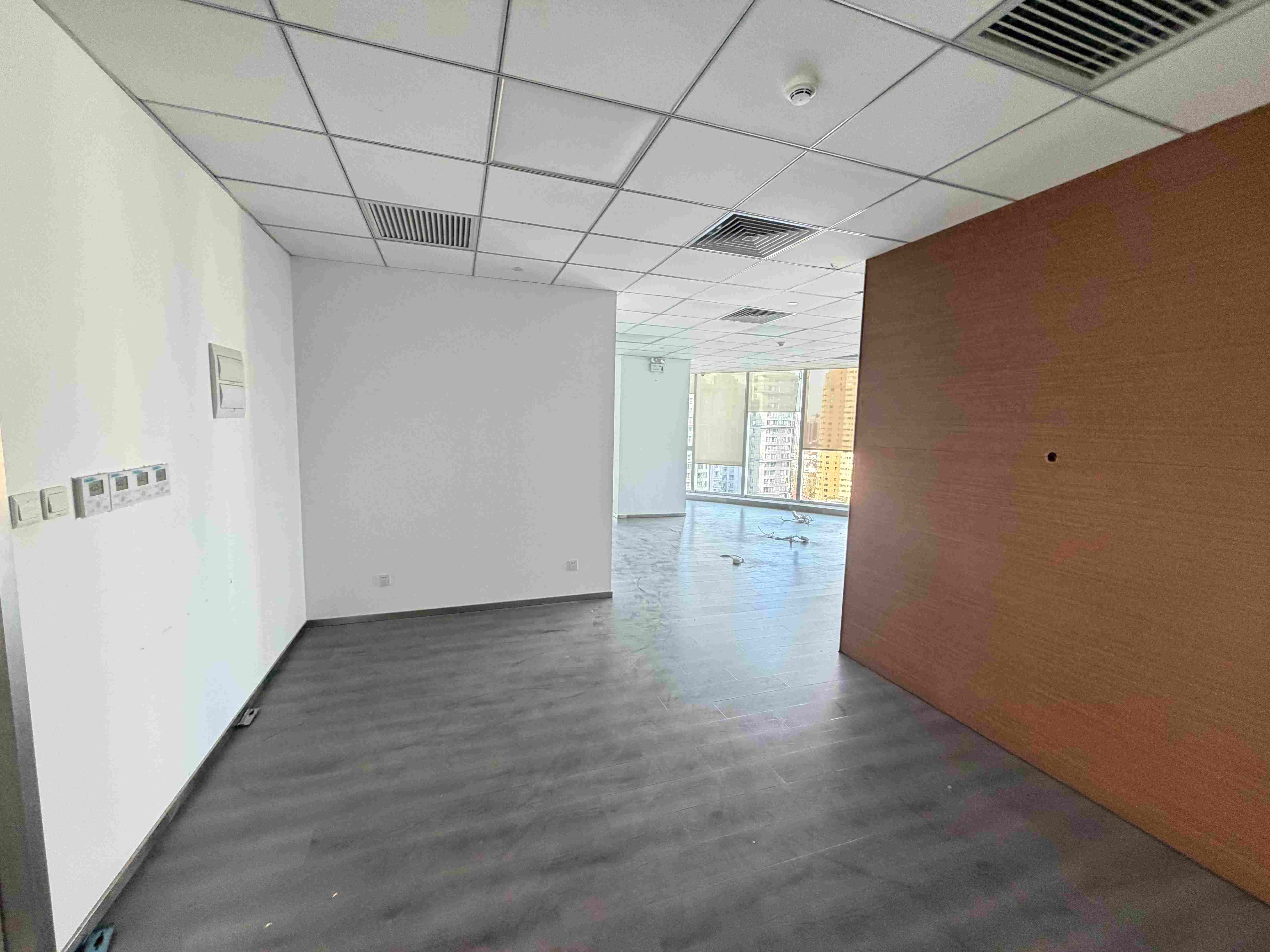 新华路首信银都国际广场370平米写字楼出租